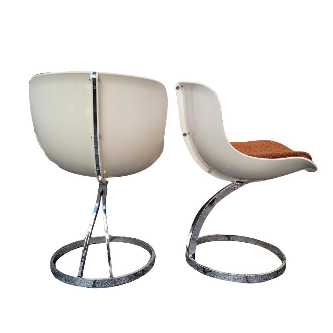French Set of 4 white Space Age Goldfinger fiberglass chairs after Michel Cadestin For Sale