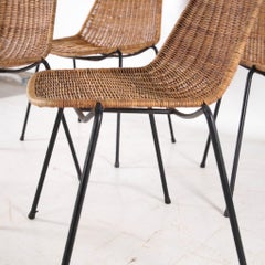 Ensemble de 4 chaises en osier et en fer