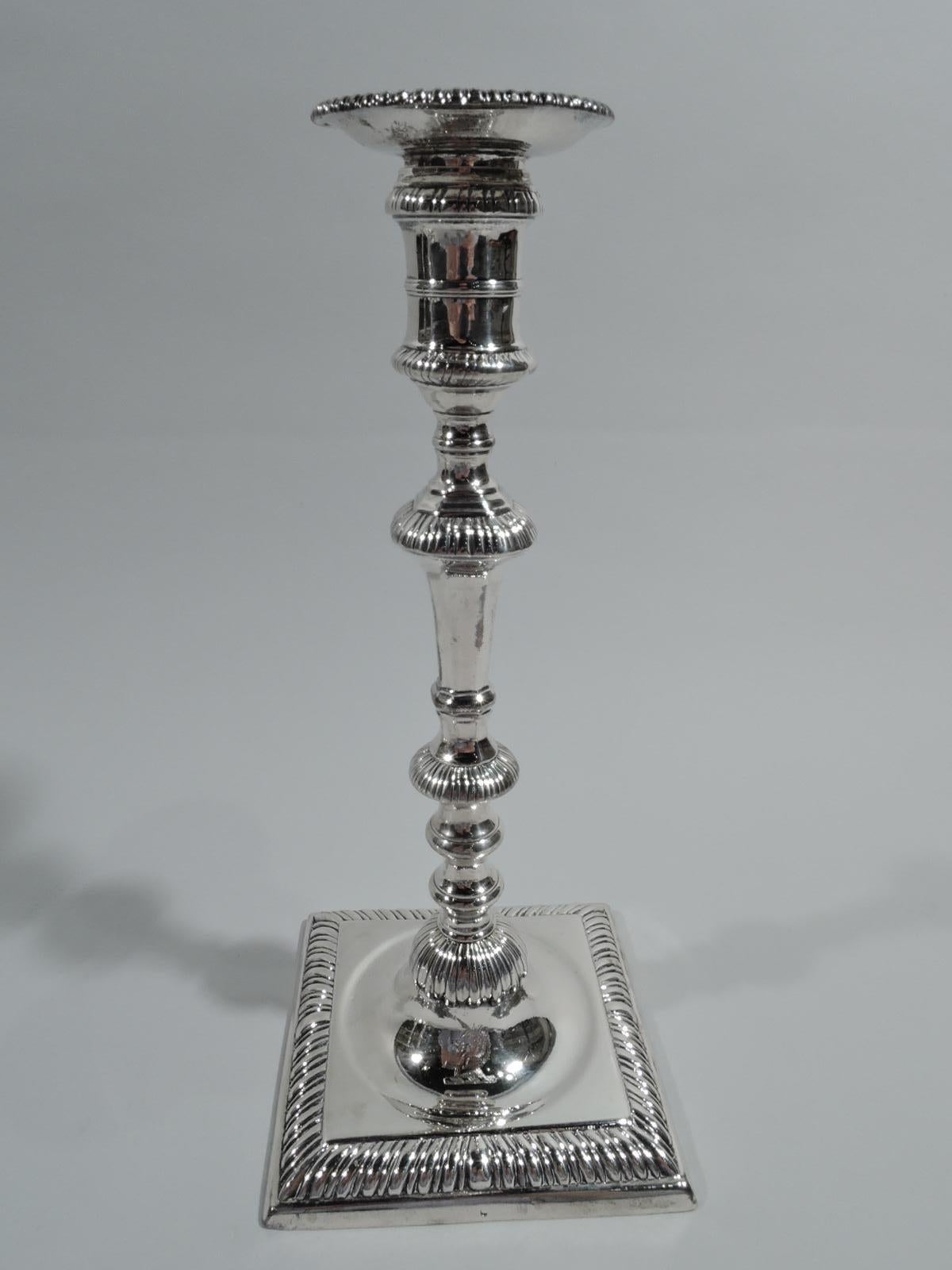 Set of 4 William Cafe English Georgian Sterling Silver Candlesticks In Excellent Condition In New York, NY