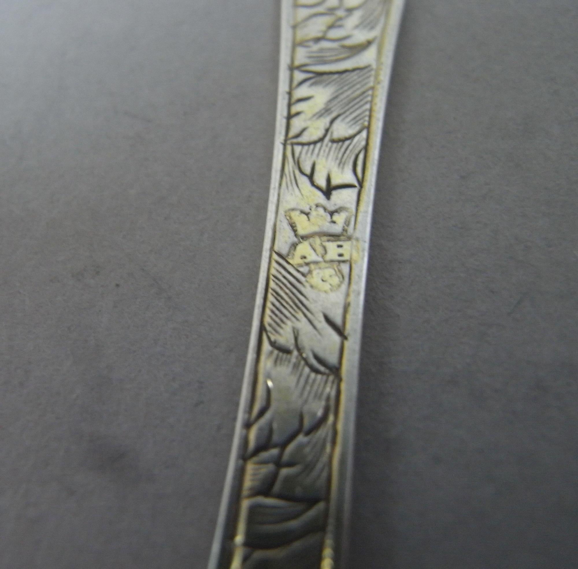 Set of 4 William & Mary Silver Gilt Scratch Engraved Trefid Teaspoon, circa 1690 In Excellent Condition For Sale In London, GB