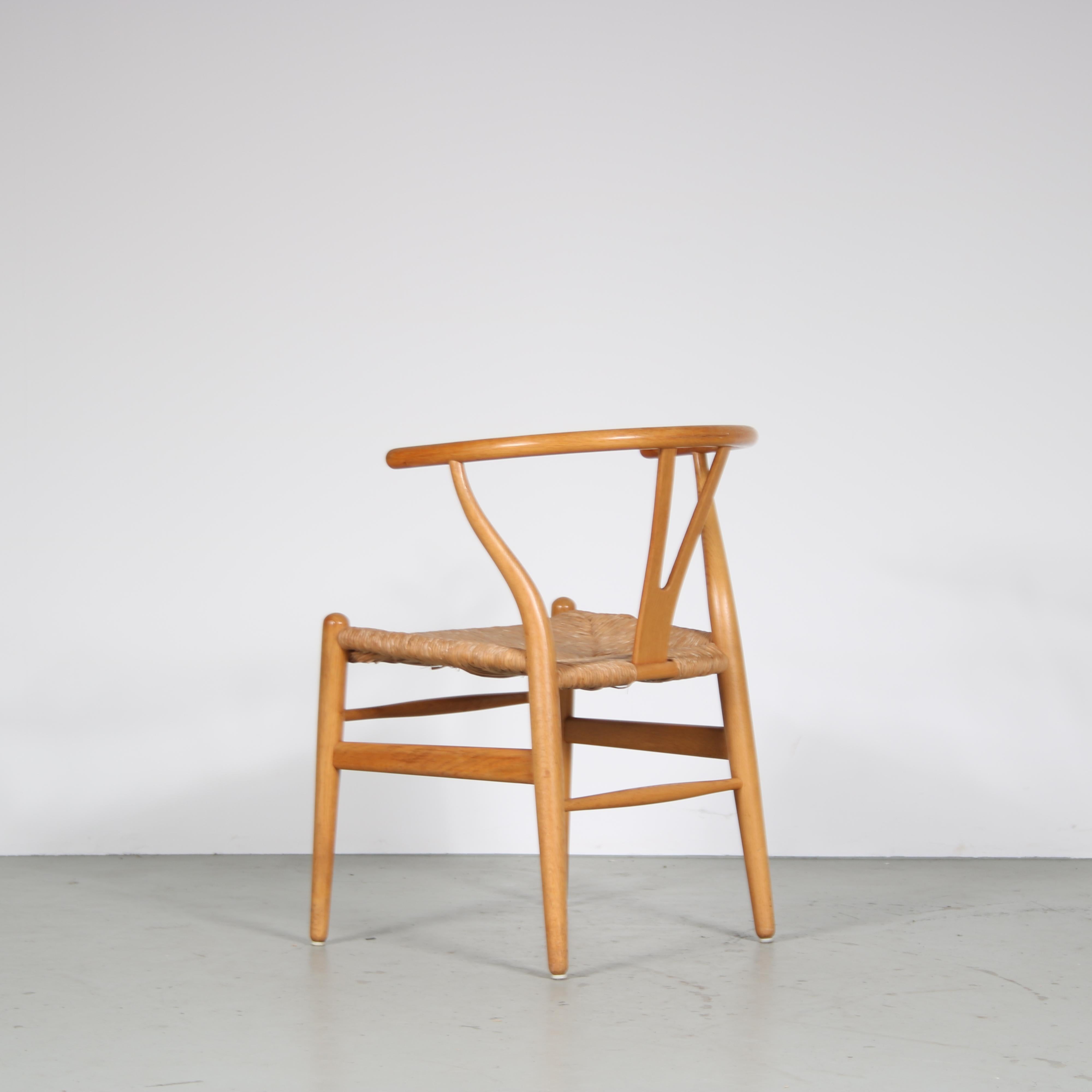 Set of 4 “Wishbone” Chairs by Hans J. Wegner for Carl Hansen, Denmark 1970 1