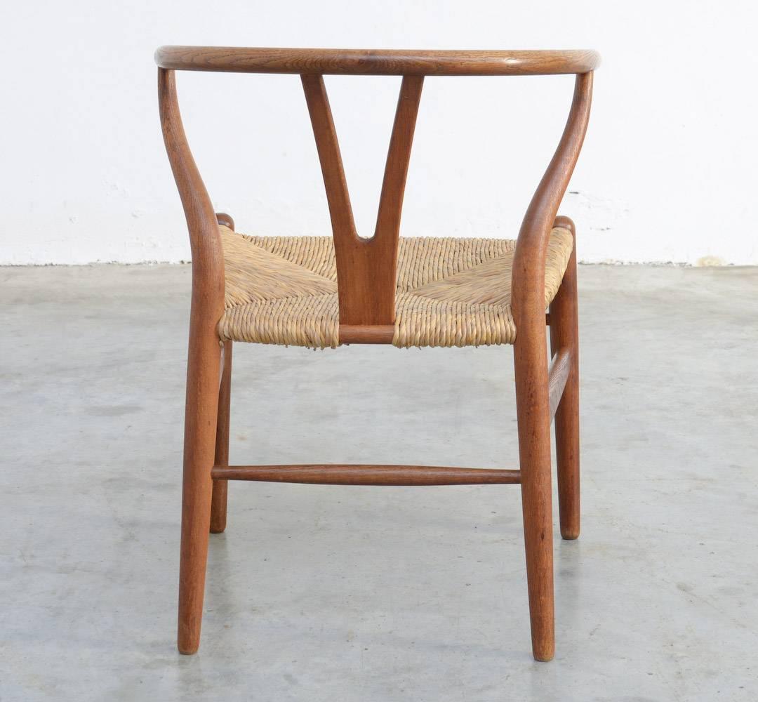 Set of Four Wishbone Chairs by Hans J. Wegner for Carl Hansen 2