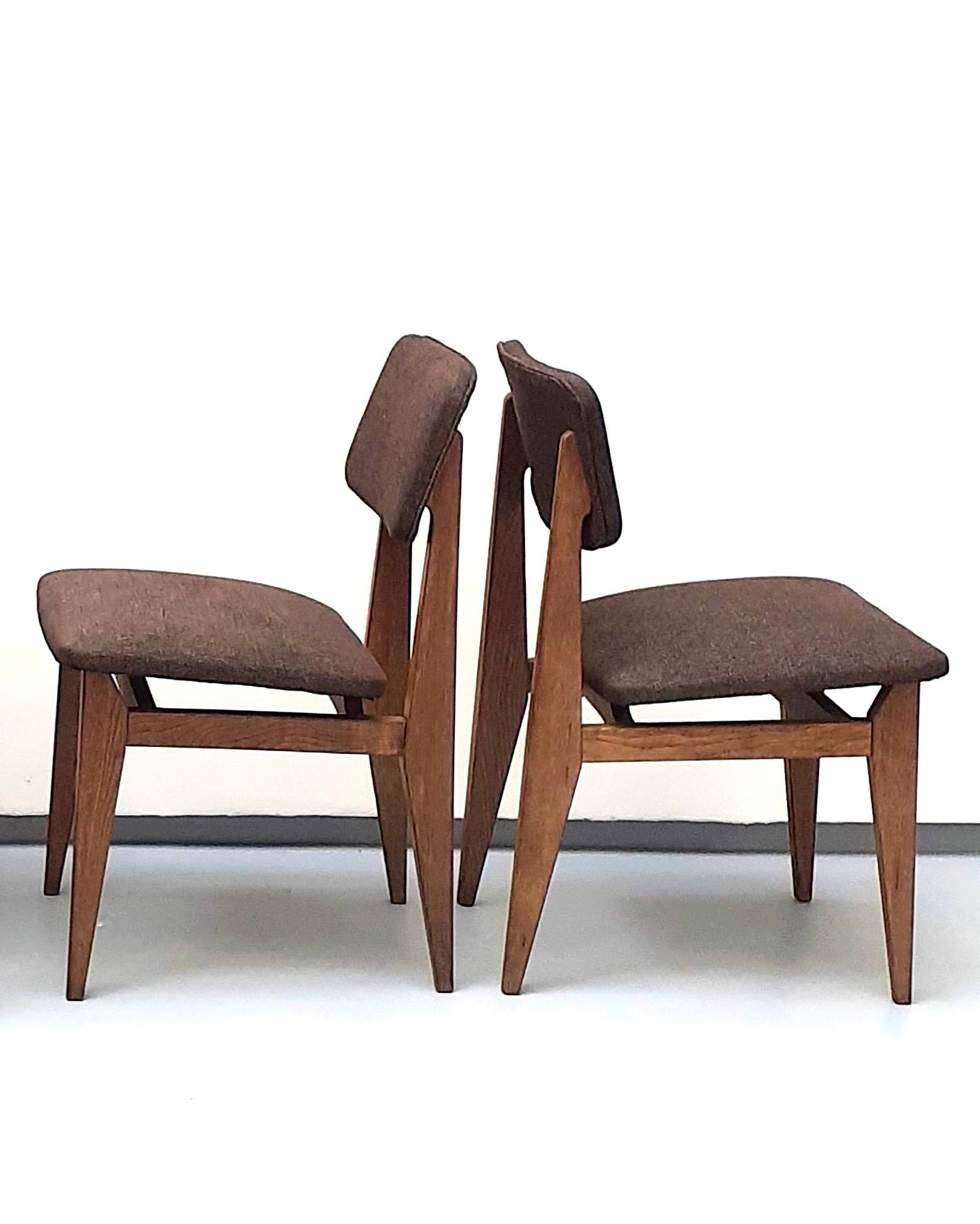 Set of 4 Wood and Fabric Chairs by Marcel Gascoin, Arhec, 1950s In Good Condition For Sale In PARIS, FR