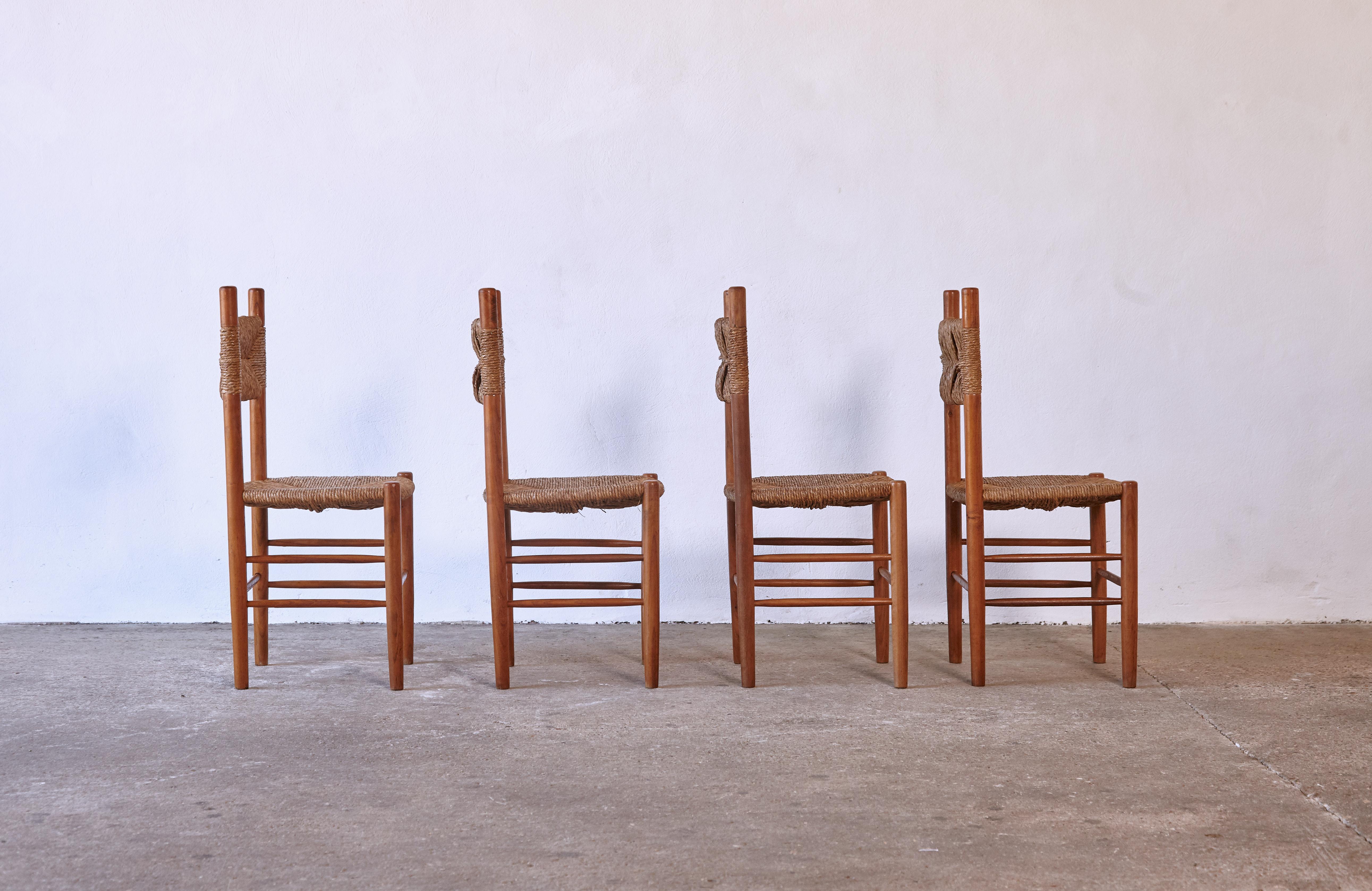 French Set of 4 Wood and Rush Dining Chairs, France, 1960s, Style of Charlotte Perriand