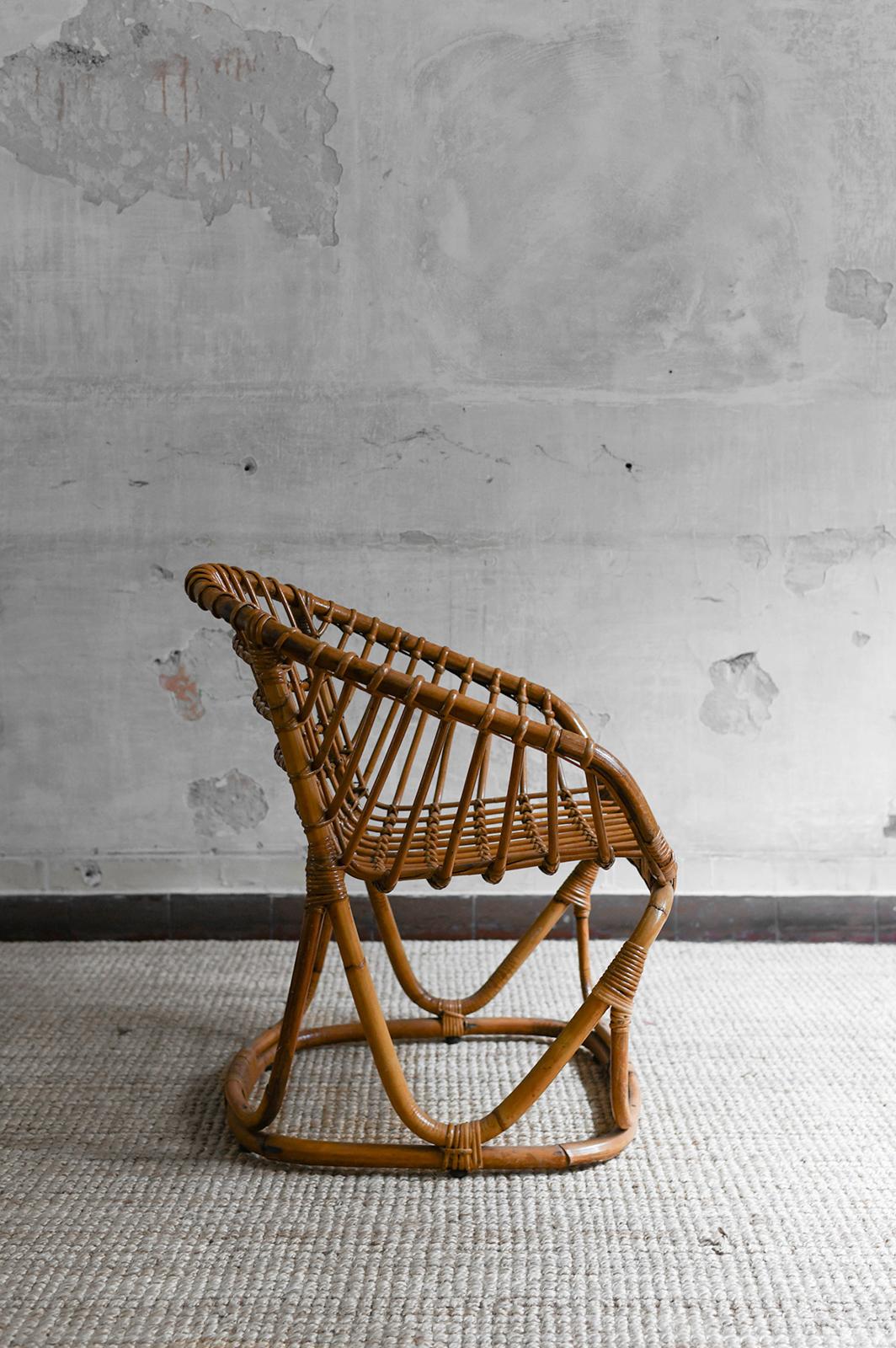 Ensemble de 4 fauteuils en bambou tissé dans le style de Tito Agnoli, 1970 en vente 1