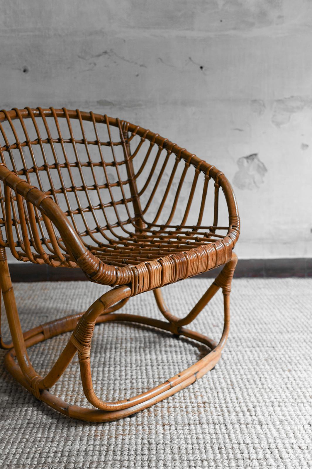 Ensemble de 4 fauteuils en bambou tissé dans le style de Tito Agnoli, 1970 en vente 3