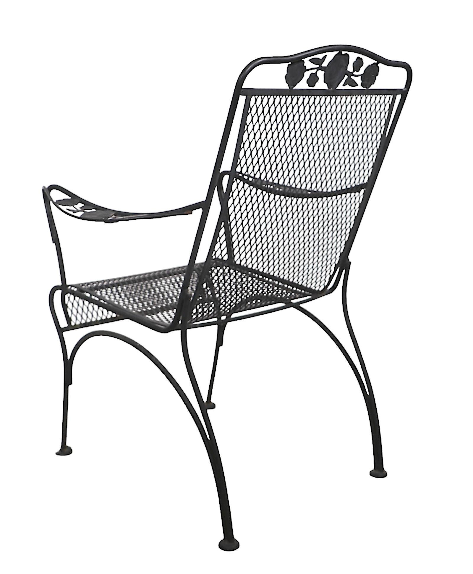 20ième siècle Ensemble de 4 chaises de salle à manger en fer forgé pour jardin, patio et poolside Meadowcraft Briarwood en vente