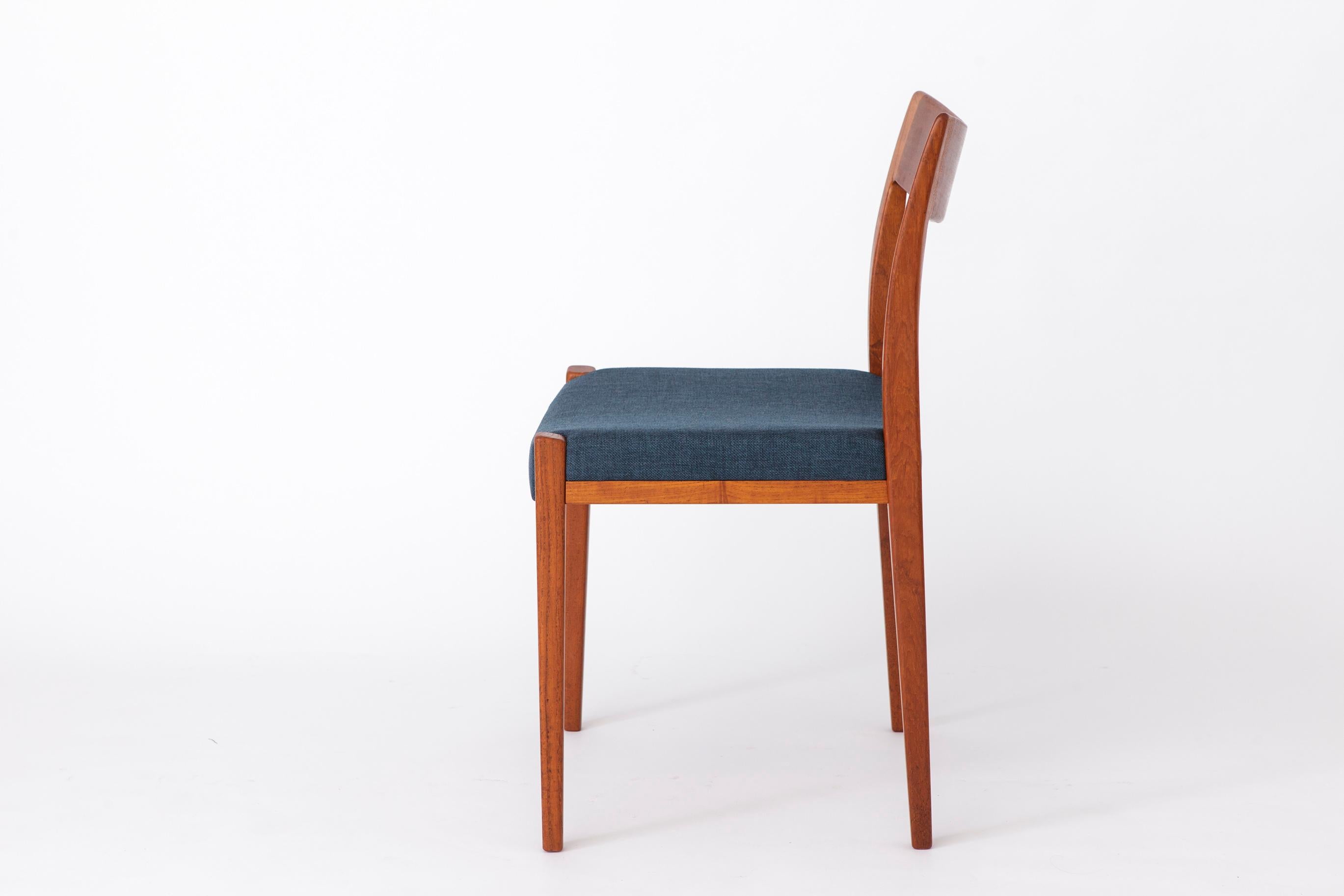Set of 4 Yngve Ekström Kontiki Chairs  1960s Swedish Teak  Hugo Troeds en Excelente estado para la venta en Hannover, DE
