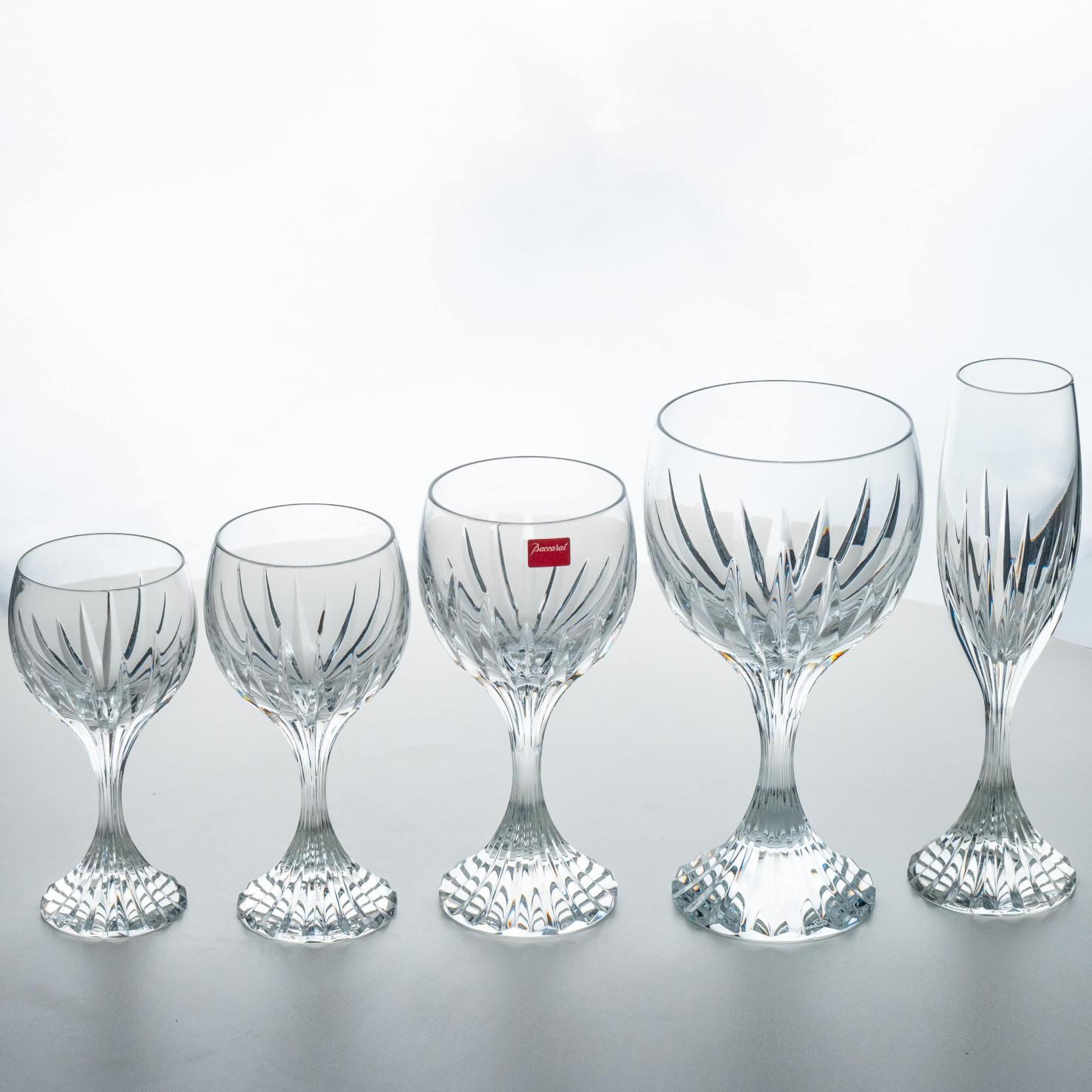 Set of 49 Exquise Baccarat Massena Crystal Pieces, France, 1990 im Angebot 4