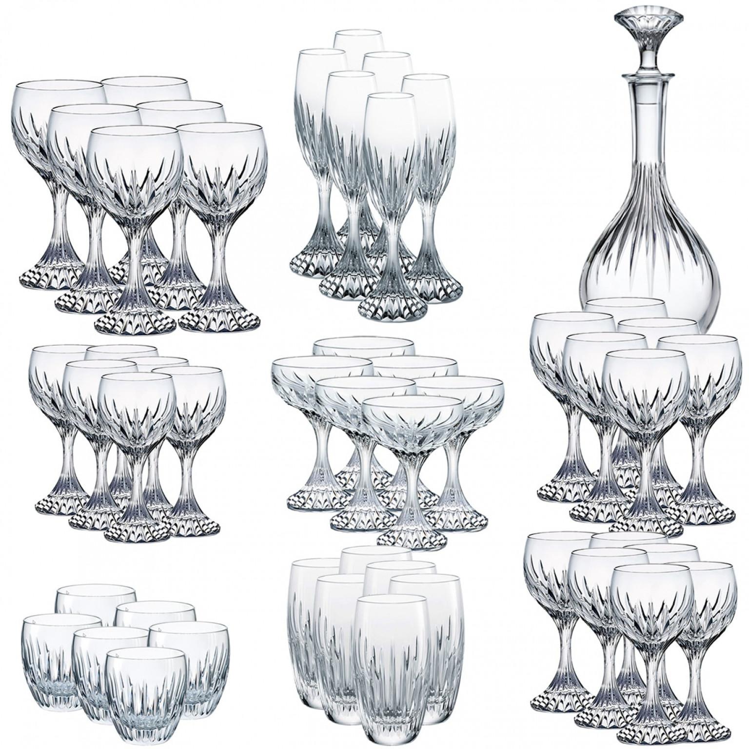 Set of 49 Exquise Baccarat Massena Crystal Pieces, France, 1990 im Angebot 1