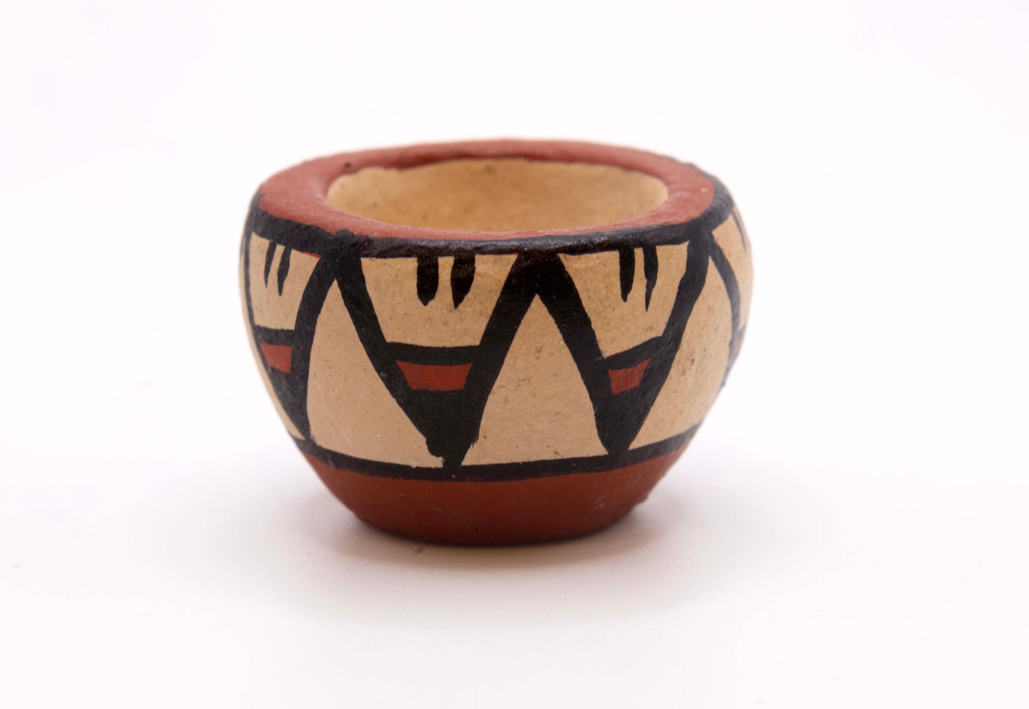 Set of 5 Acoma Pueblo New Mexico Dean Reano w/ Signed Jemez Earthenware Pottery 5