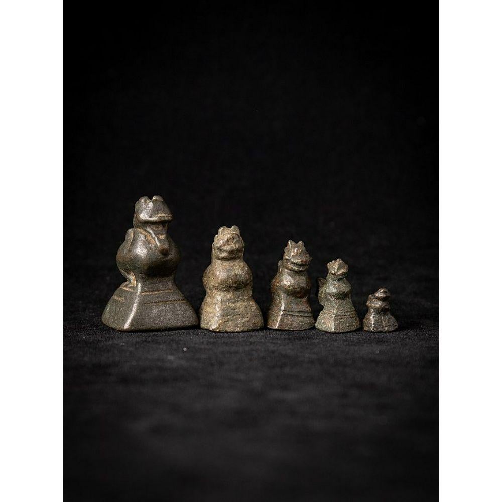 Set of 5 Antique Bronze Opium Weights from Burma In Good Condition For Sale In DEVENTER, NL