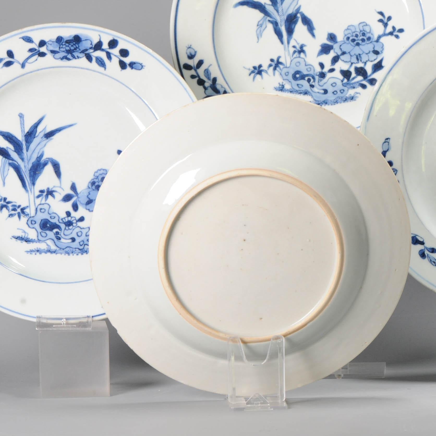Cinese Set di 5 piatti da portata antichi in porcellana cinese del periodo Qing, blu e bianco, XVIII C. in vendita