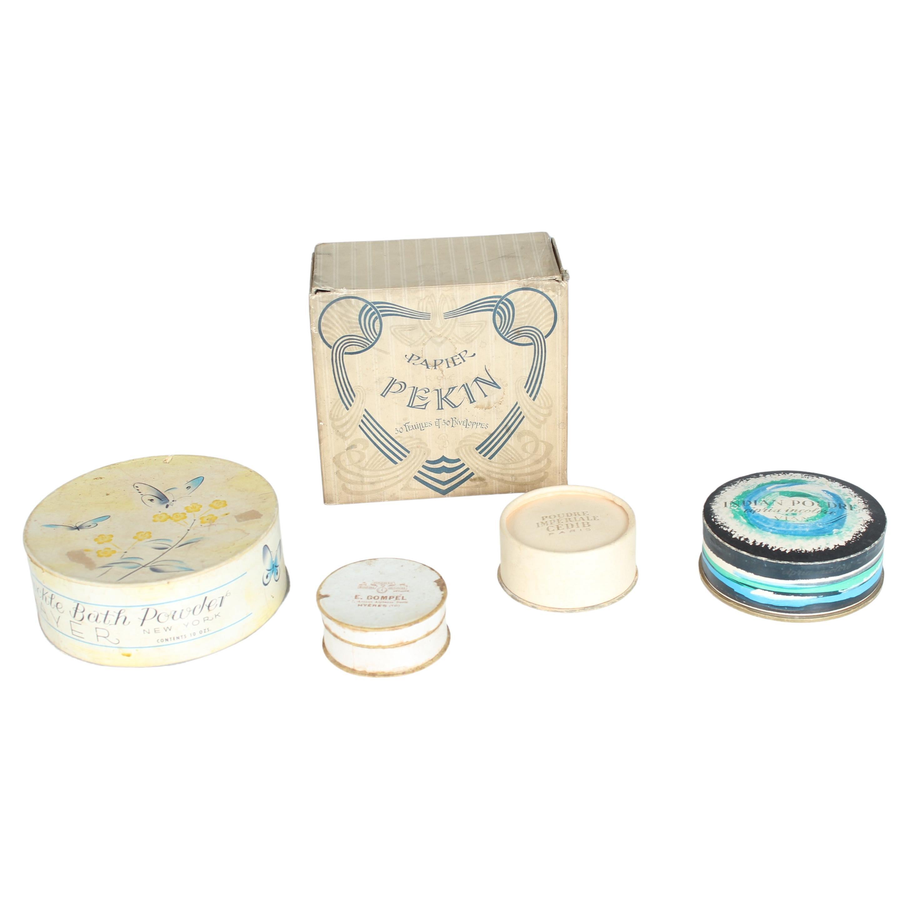 Set von 5 antiken französischen Papierschachteln, Vintage-Kosmetik,  Puderdose, Jugendstil im Angebot