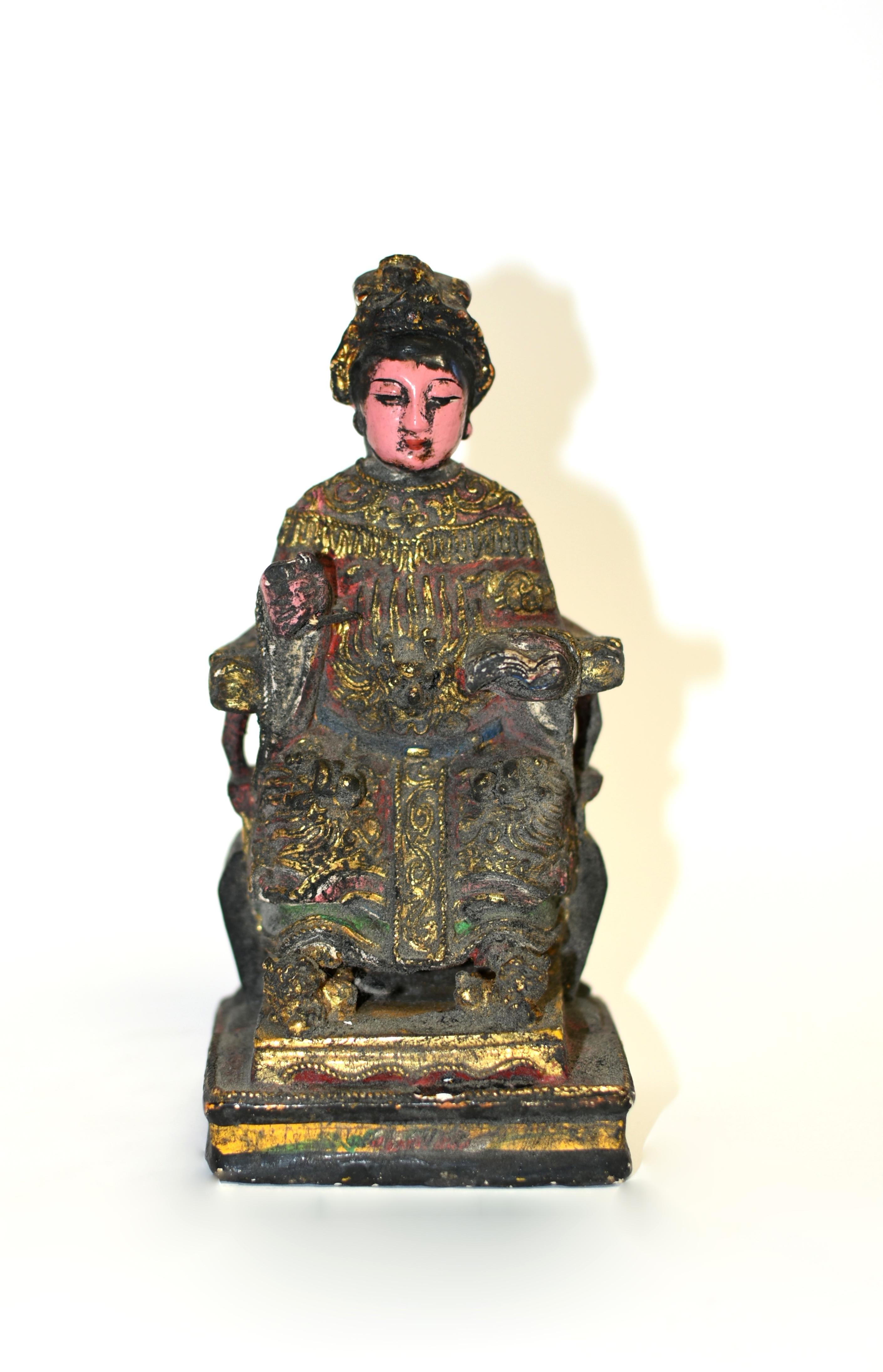 Set von 5 antiken Buddha-Statuen aus Holz im Angebot 6