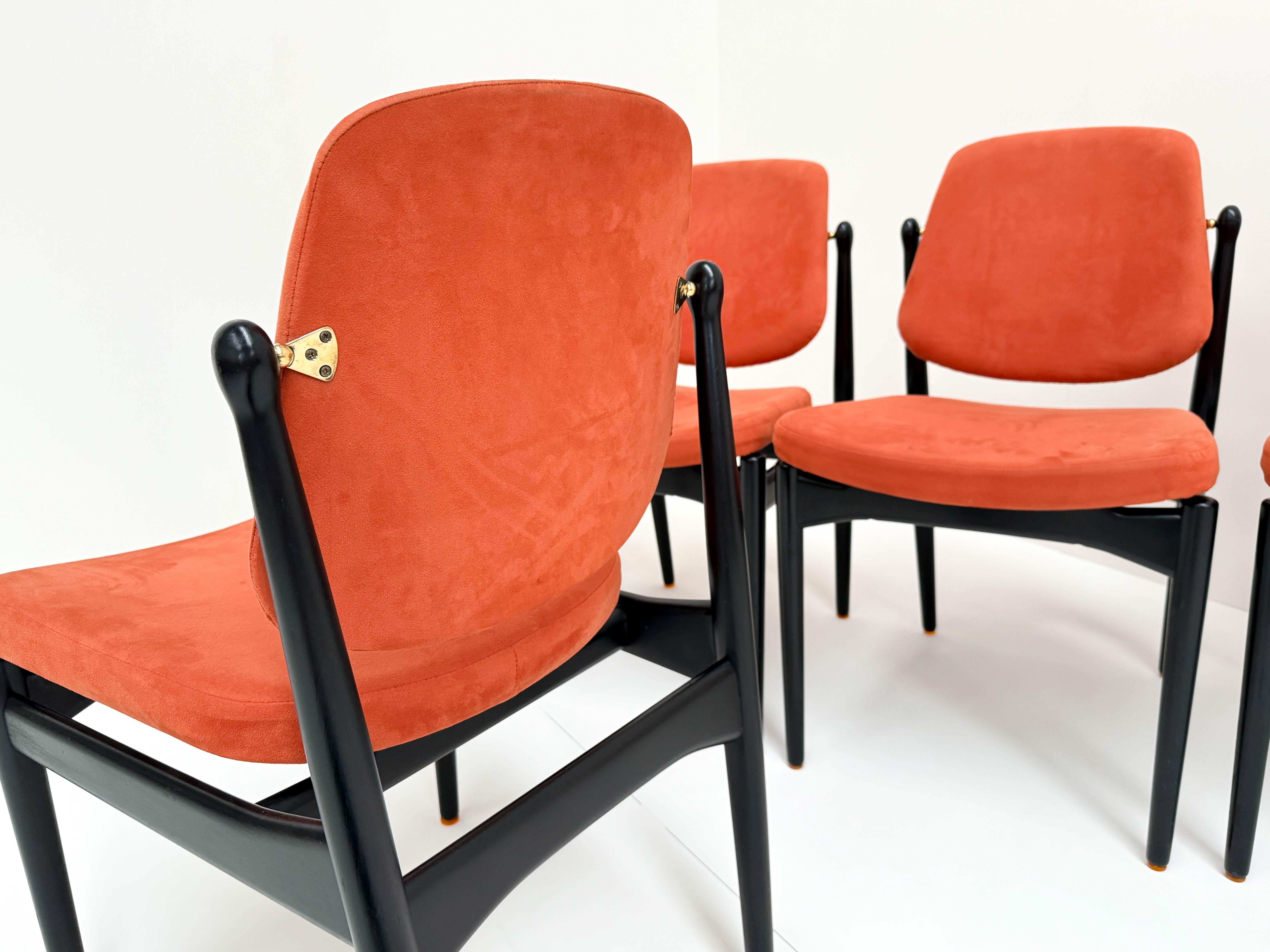 Mid-20th Century Set of 5 Arne Vodder Dining Chairs for France & Son For Sale