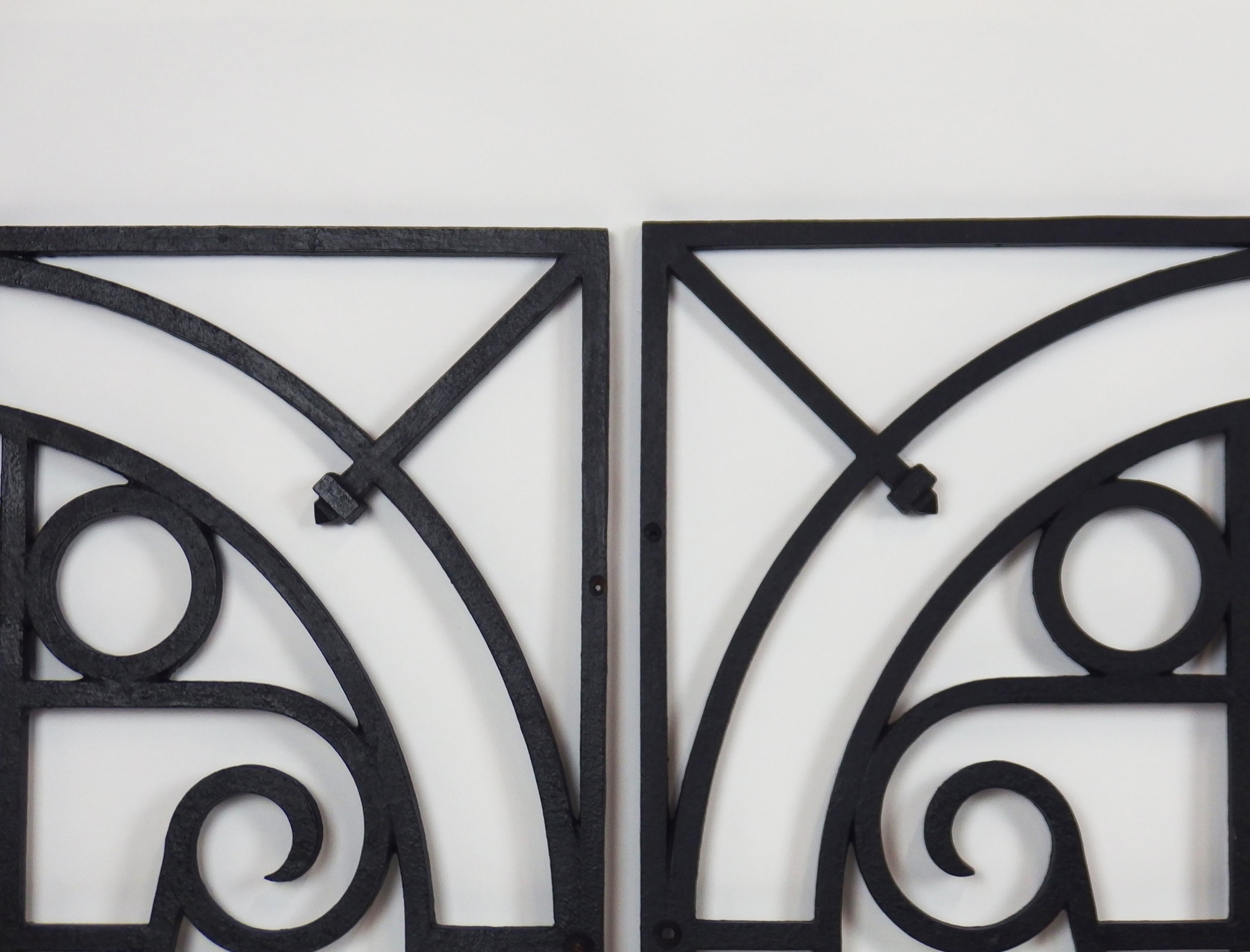 Early 20th Century 5 Art Deco Cast Iron Fences For Sale