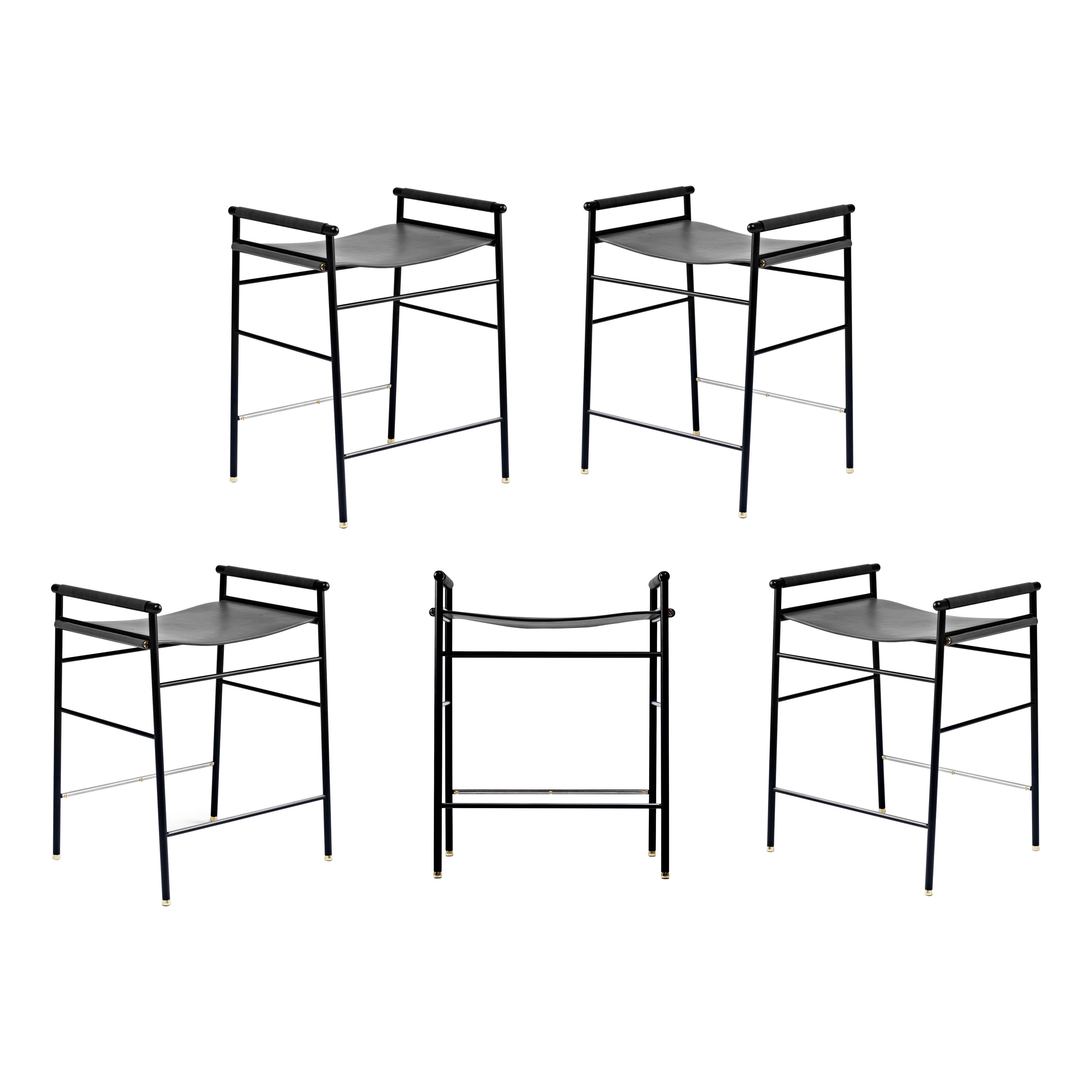 Set di 5 sgabelli da bancone Artisan Contemporaneo in pelle nera Gomma nera Metallo