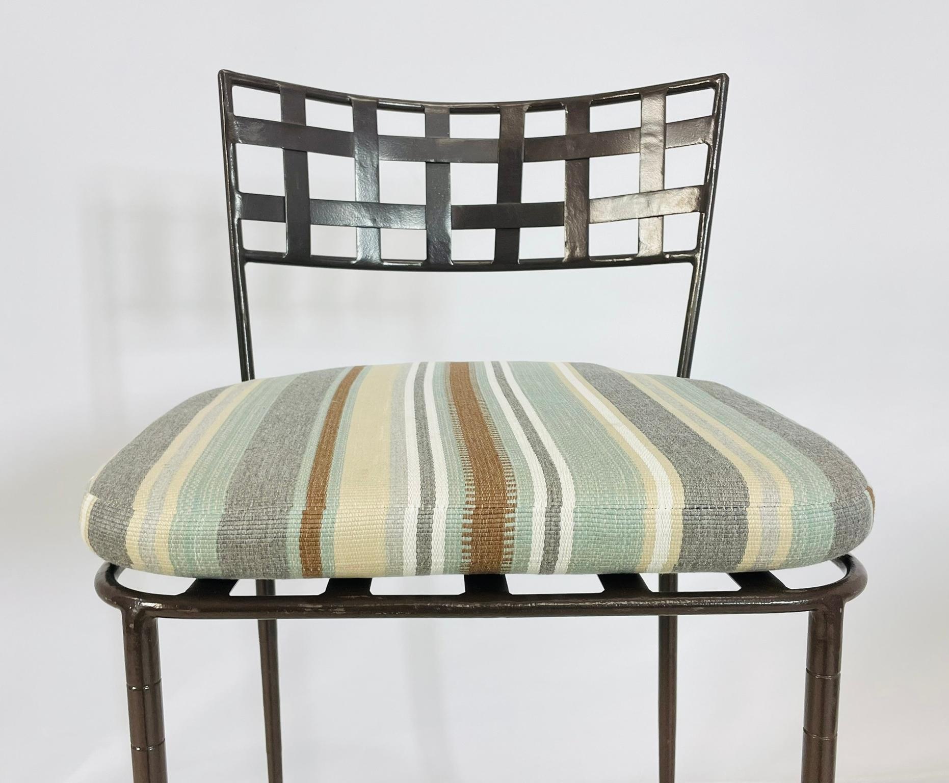 Juego de 5 taburetes de bar de acero macizo de Amalfi Furniture según Mario Papperzini. en venta 11