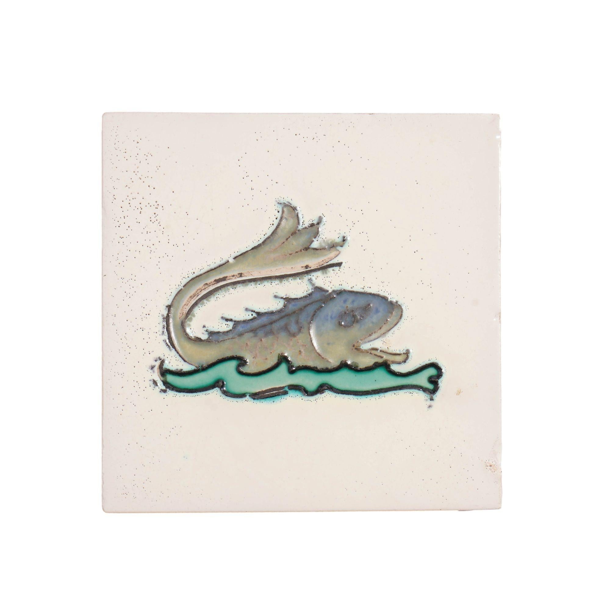 Set of 5 Belgian faience tiles of imaginary fish, c. 1920 For Sale 6