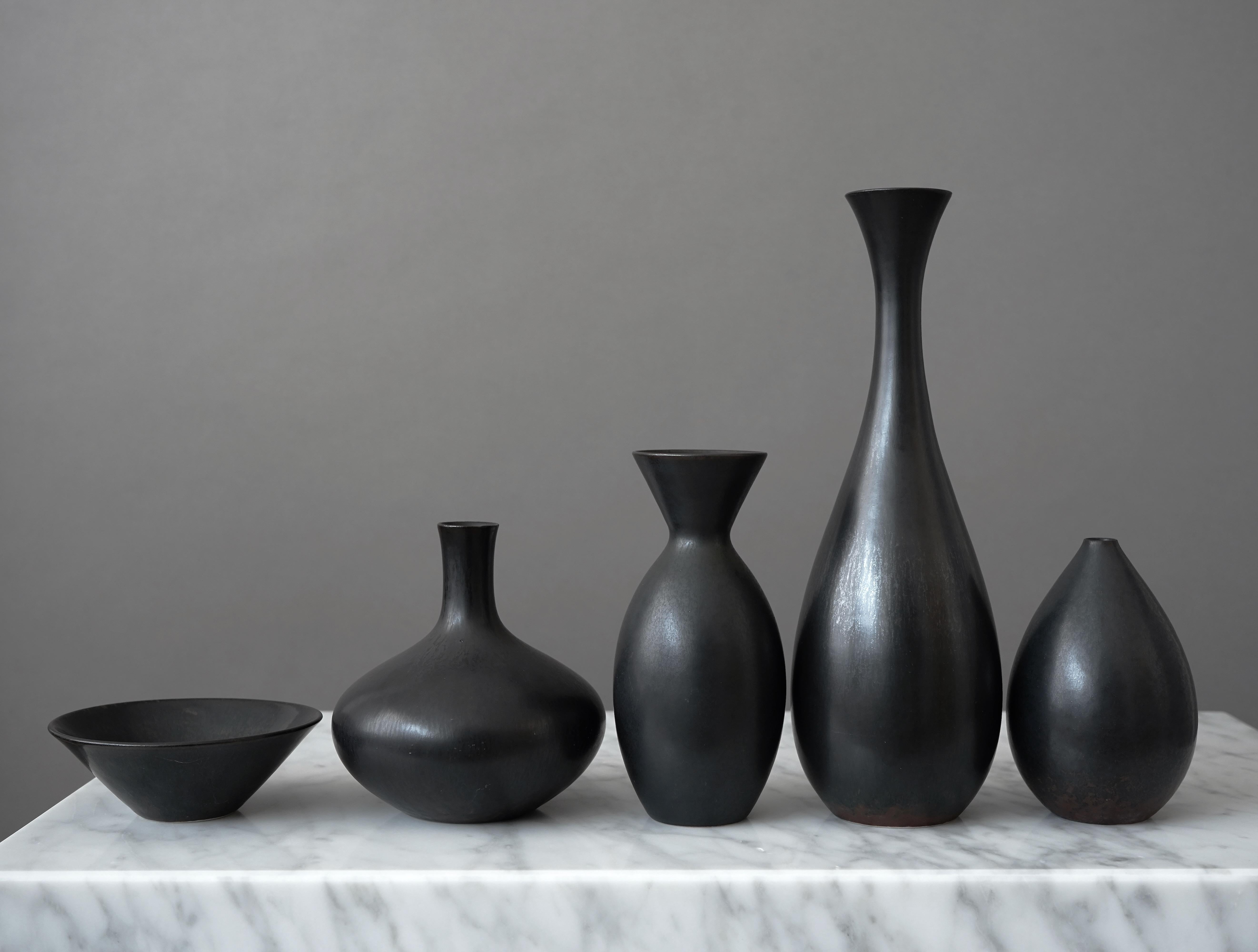 Set of 5 Black Stoneware Vases by Carl-Harry Stalhane, Rorstrand, Sweden, 1950s For Sale 4