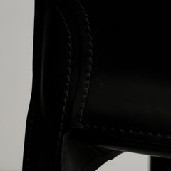 Lot de 5 chaises de salle à manger « CAB » conçues par Mario Bellini pour Cassina, en cuir noir, 1977