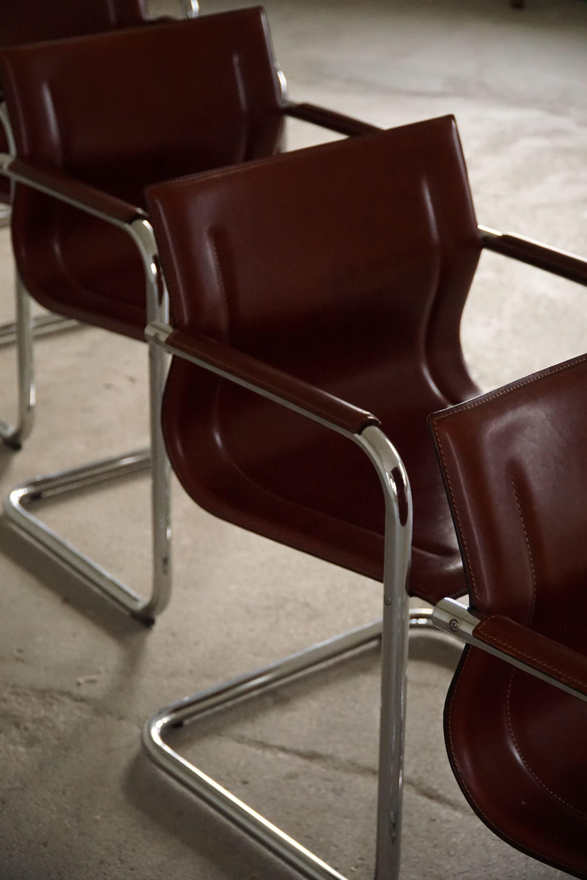 Ensemble de 5 fauteuils cantilever en cuir de Matteo Grassi, modèle MG15, Italie, années 70 en vente 13