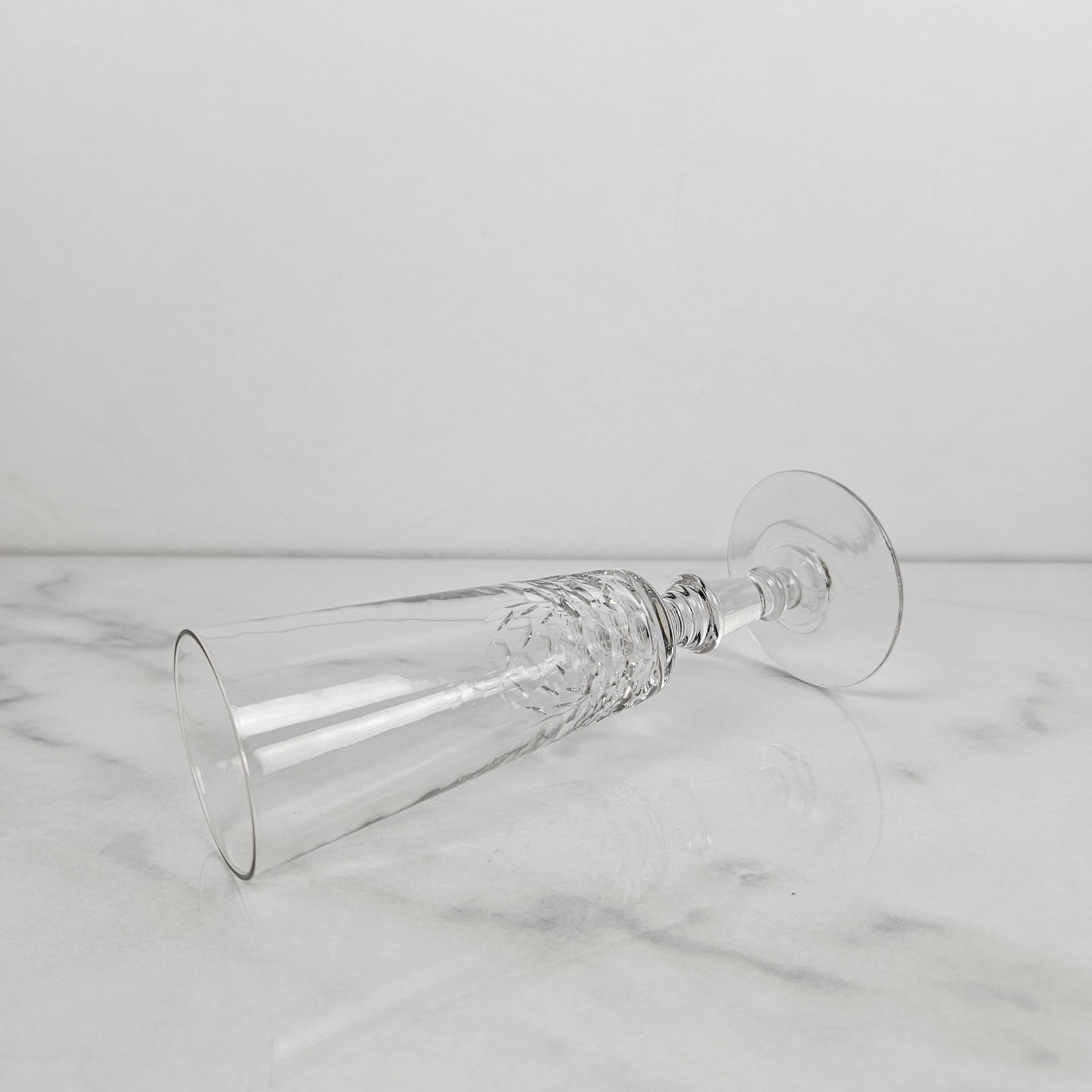 Fin du XIXe siècle Ensemble de 5 charmantes flûtes à champagne soufflées à la main, vers 1890 en vente