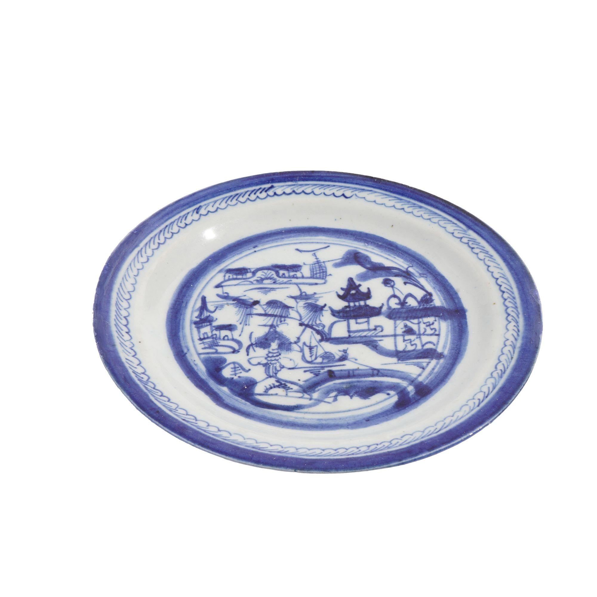 Set of 5 Chinese Canton willow pattern dinner plates, c. 1830 For Sale 3