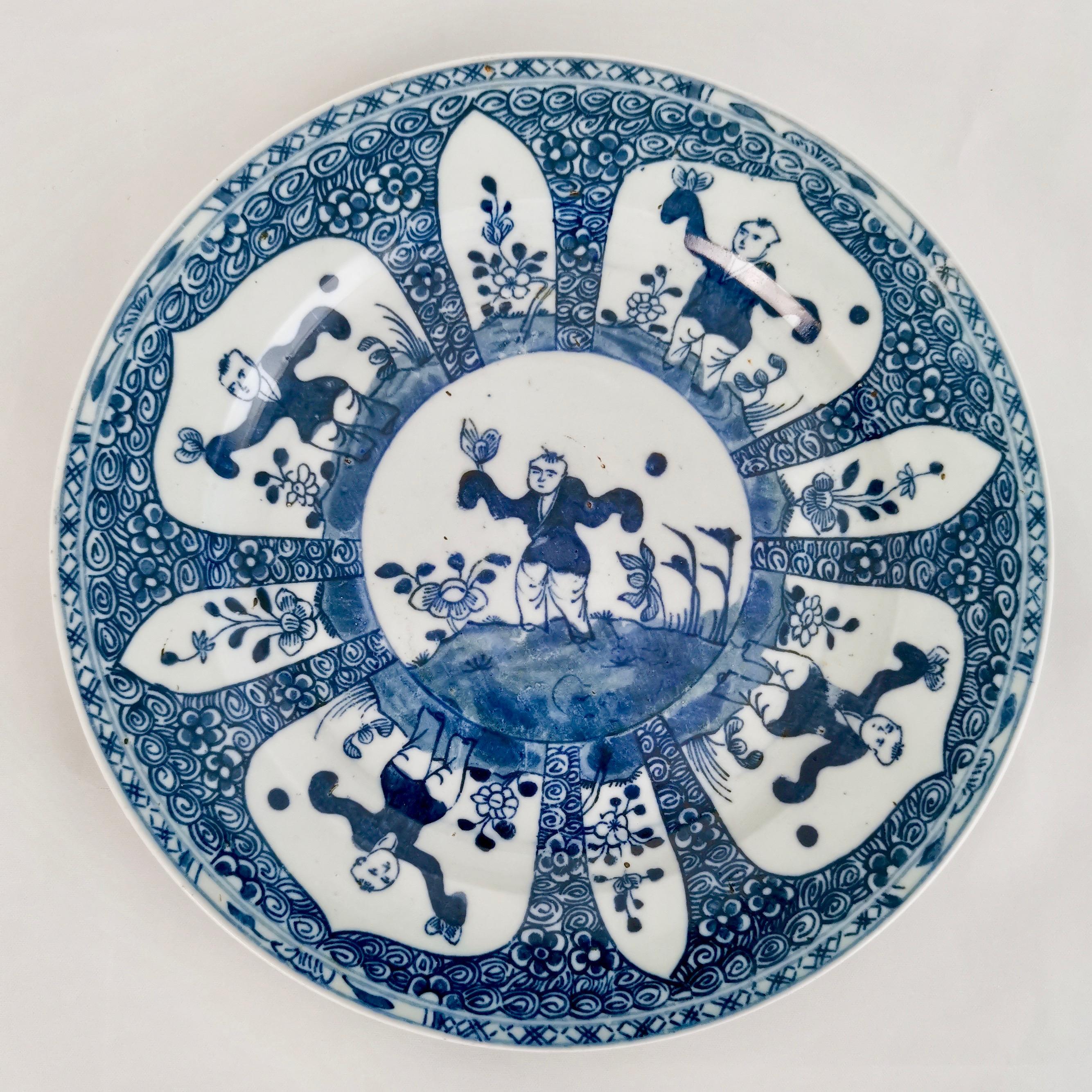 Set of 5 Chinese Export Plates, Blue and White, Boy with Butterfly, 19th Century In Good Condition In London, GB