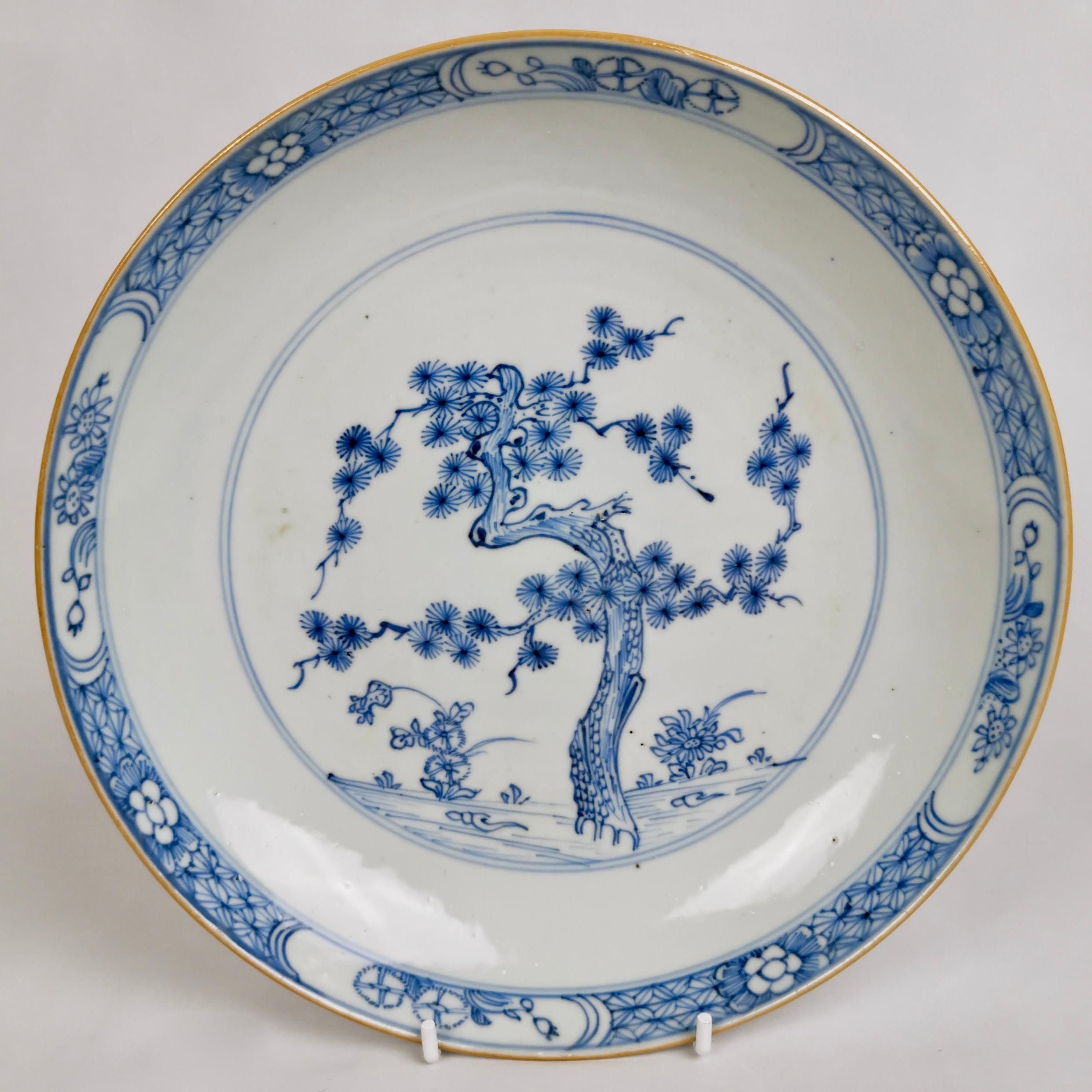 Set of 5 Chinese Export Plates, Pine Trees and Peonies, Kangxi, circa 1730 3