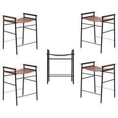 Set di 5 sgabelli da bancone contemporanei in pelle marrone scuro e gomma nera in metallo