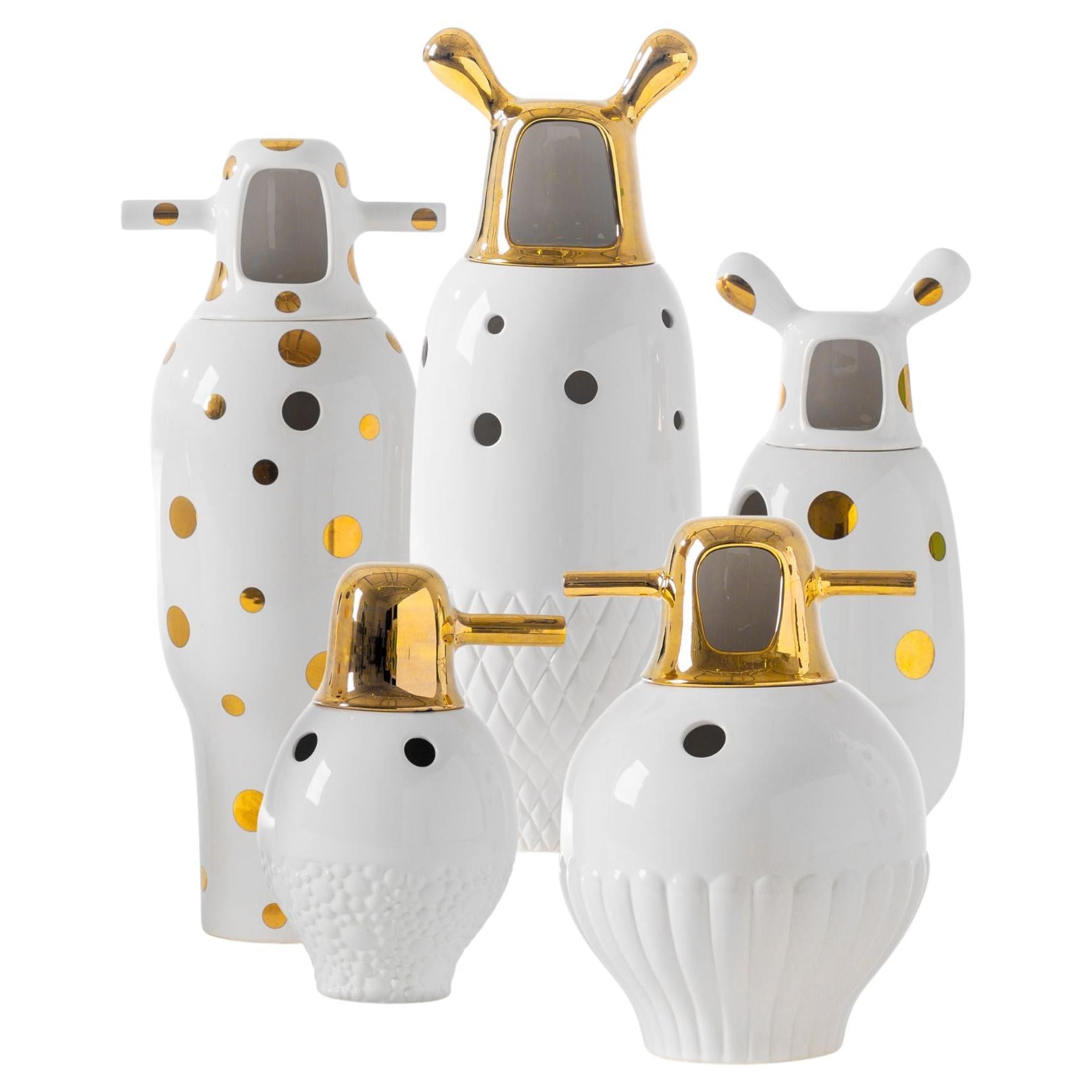 Set of 5 Contemporary white & gold Glazed Ceramic Showtime Vases by Jaime Hayon For Sale
