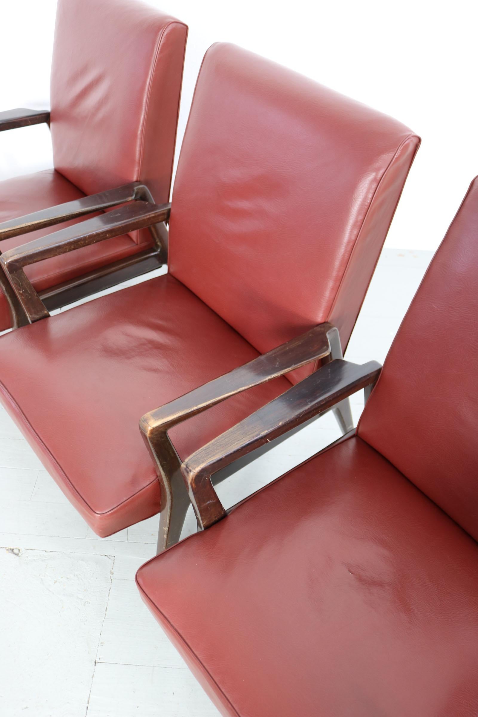 Set of 5 Dark Red Leatherette Armchairs, Italy 1960s For Sale 9