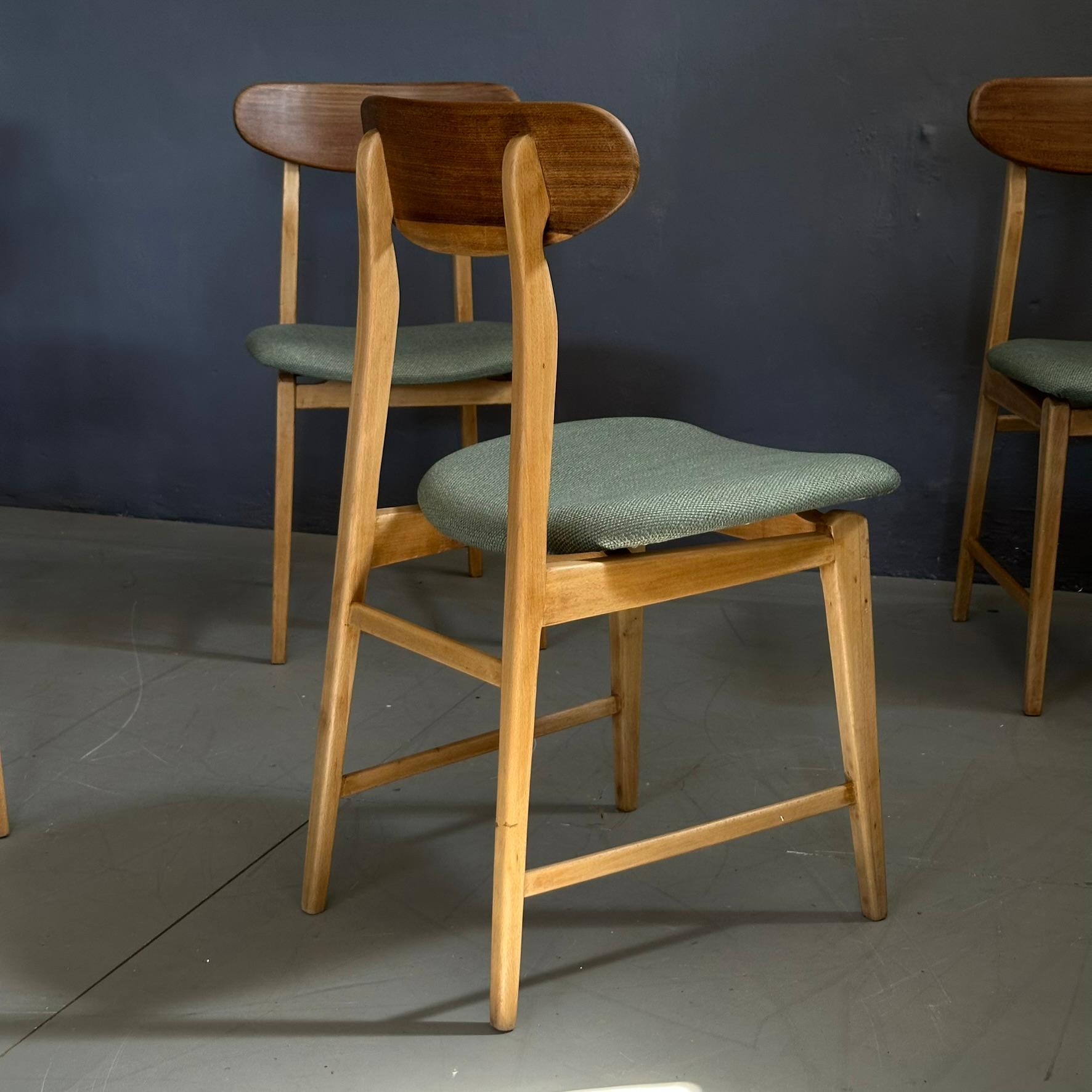 Set of 5 dining chairs, 1960s, wooden frame, light green fabric seat For Sale 3