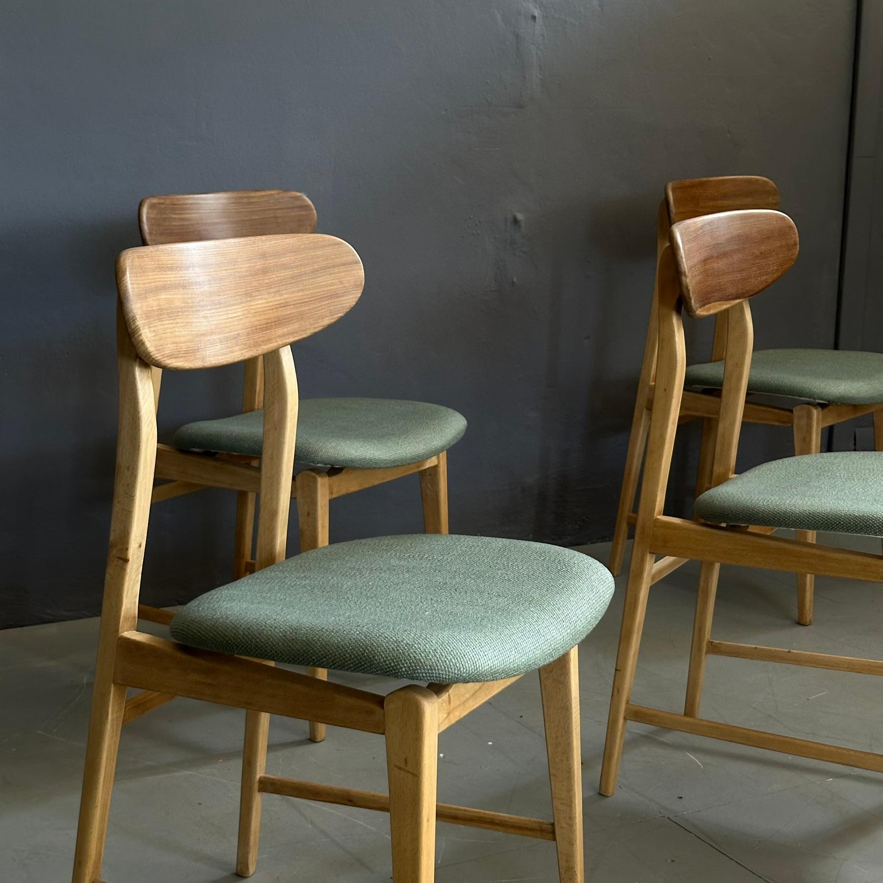 Set of 5 dining chairs, 1960s, wooden frame, light green fabric seat For Sale 1