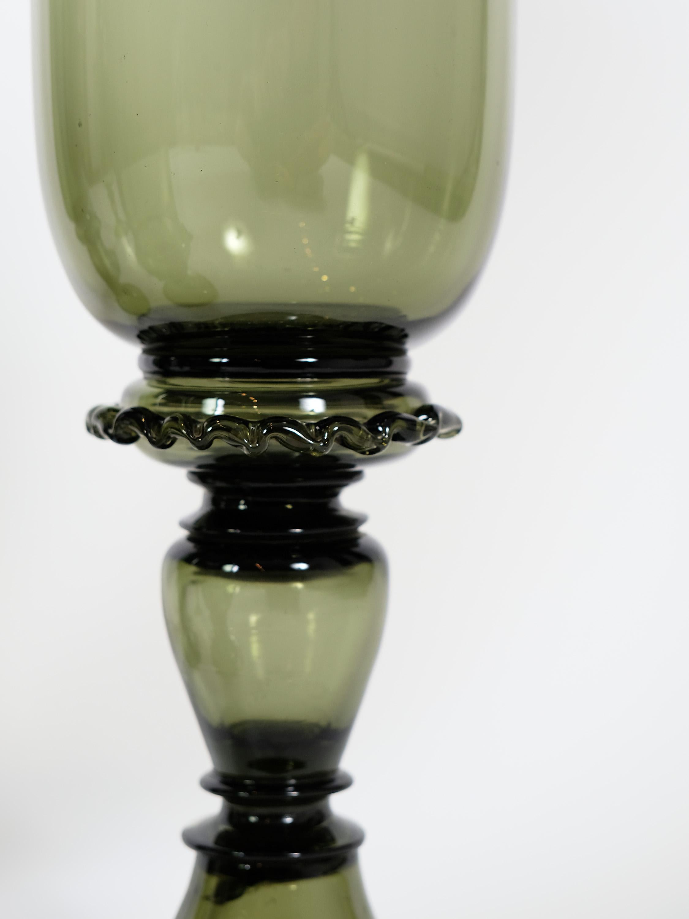 Austrian Set of 5 Early 20th Century Green Glass Apothecary Jars by J.L. Lobmeyr For Sale