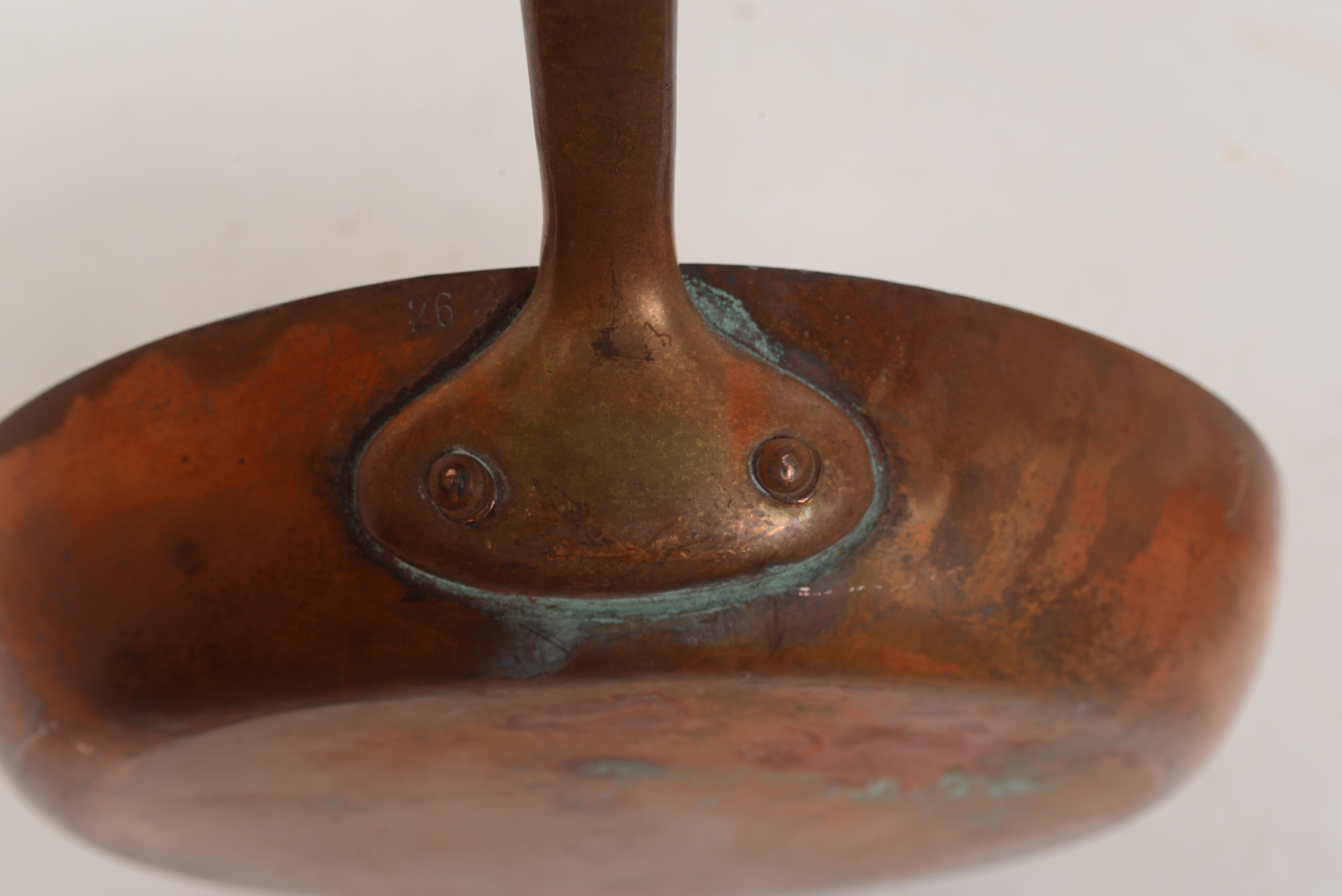 French Set of 5 Early Copper Pans, in Original Condition, Great Patina, 18th / 19th C