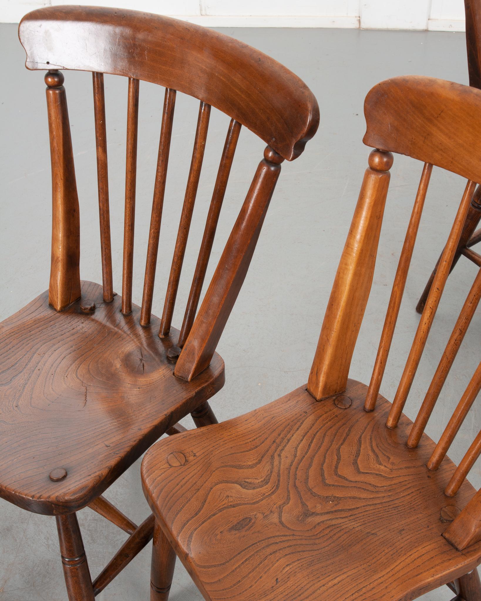 Ensemble de 5 chaises à manger anglaises en chêne du 19ème siècle en vente 7