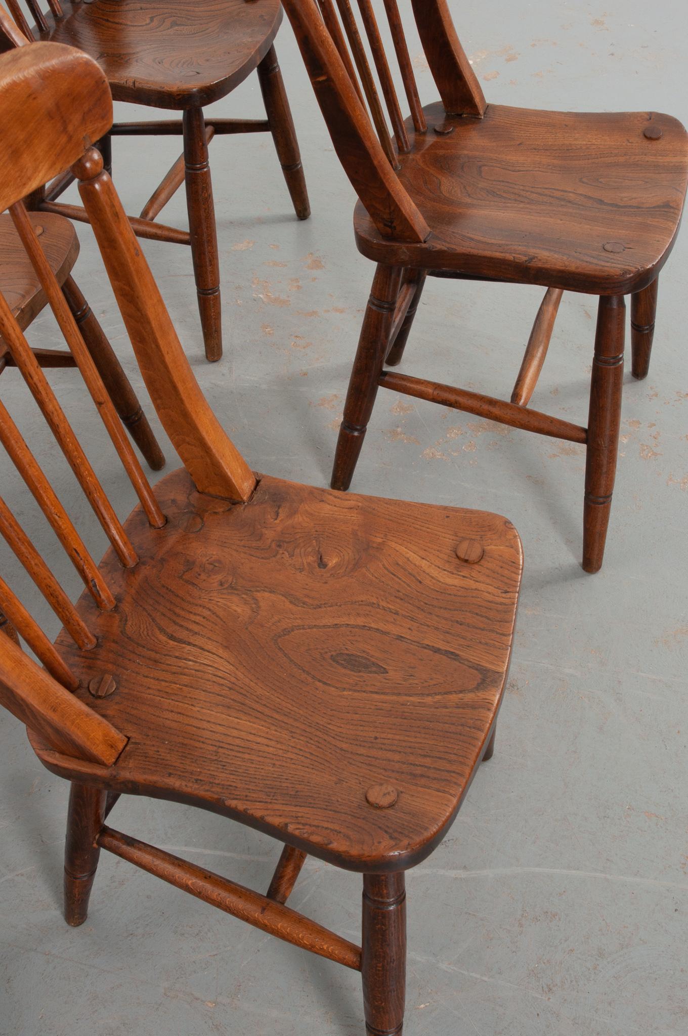 XIXe siècle Ensemble de 5 chaises à manger anglaises en chêne du 19ème siècle en vente