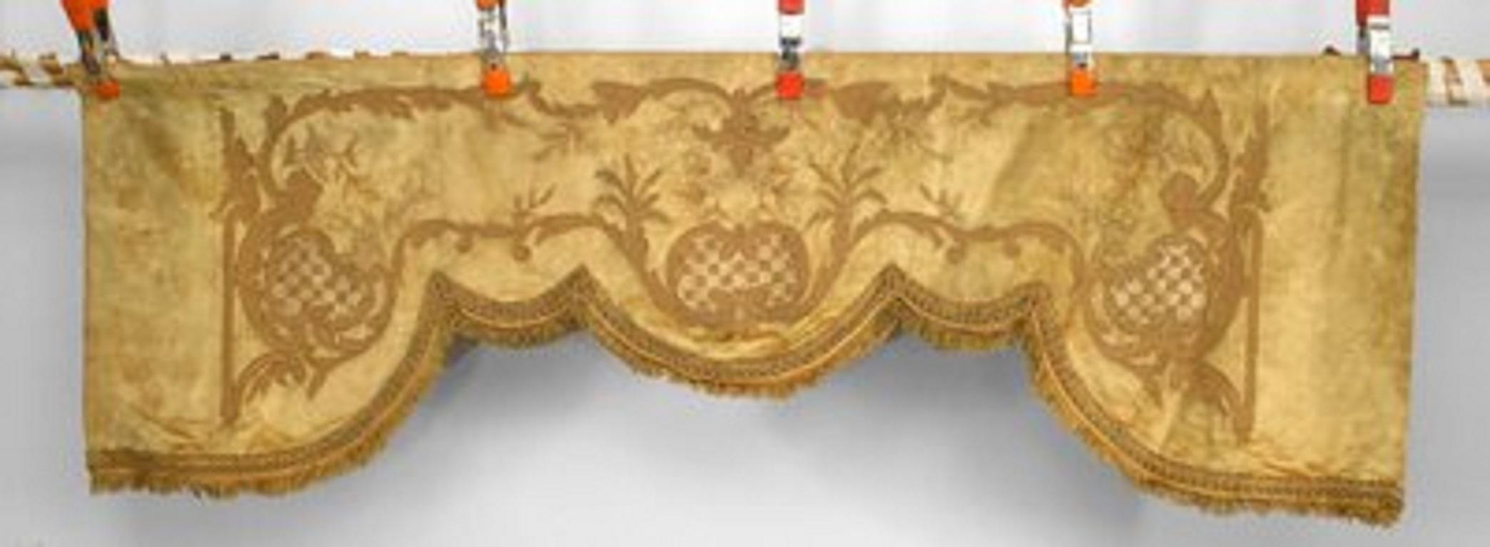 Set of 5 English Victorian Style Gold Velvet Drapes In Good Condition In New York, NY