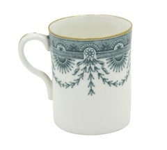 Set of 5 English Victorian Worcester Porcelain Teacups and Saucers