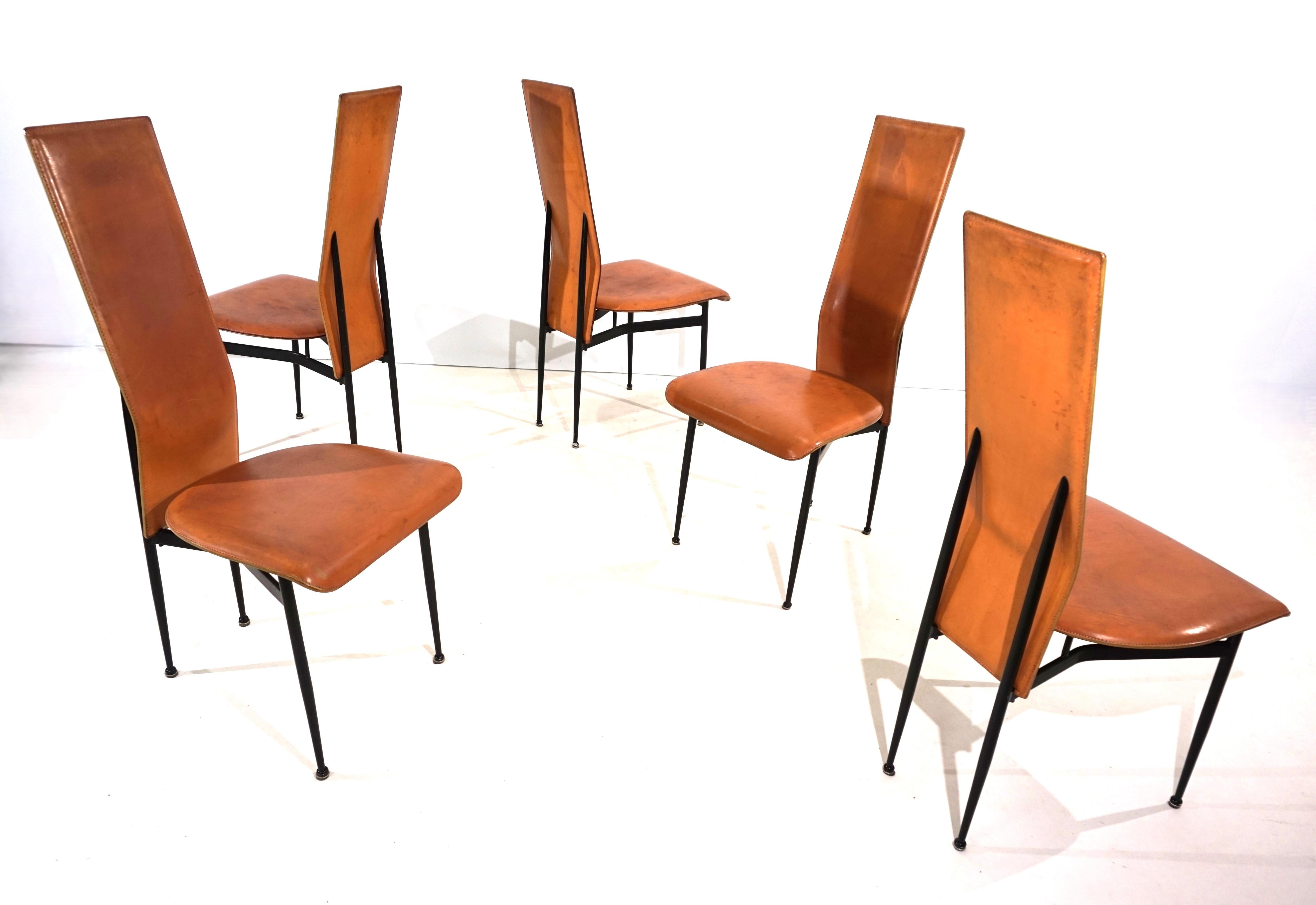 Set of 5 Fasem S44 leather dining chairs by Giancarlo Vegni & Gualtierotti 3