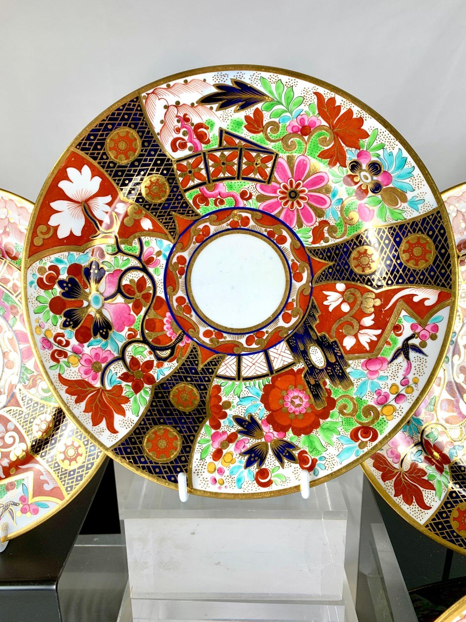 Hand-Painted Set of 5 Flight Barr & Barr Worcester Imari Plates Hand Painted Circa 1810 For Sale