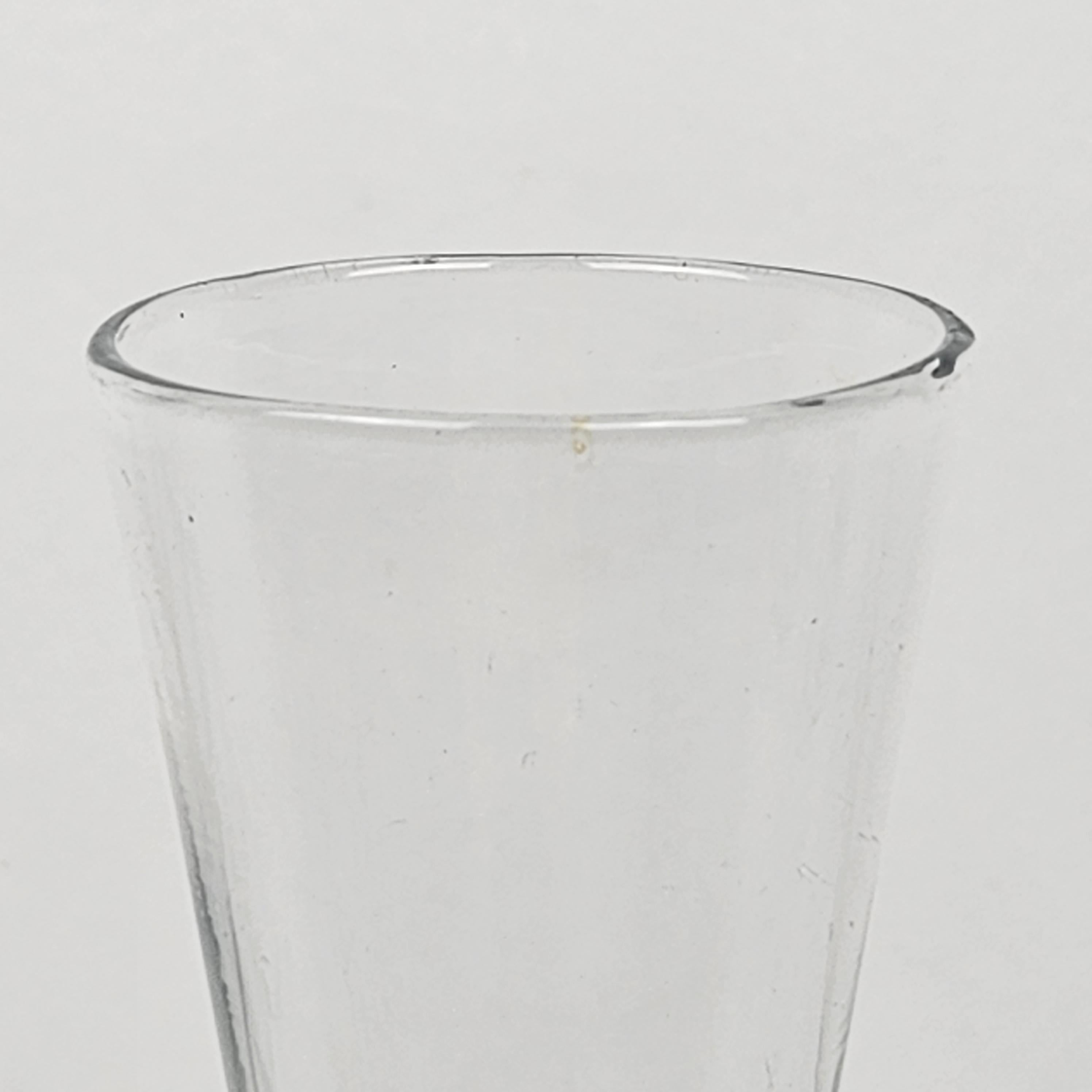 Set of 5 French Champagne Flutes in Crystal Glass, Ca. 1830 For Sale 2