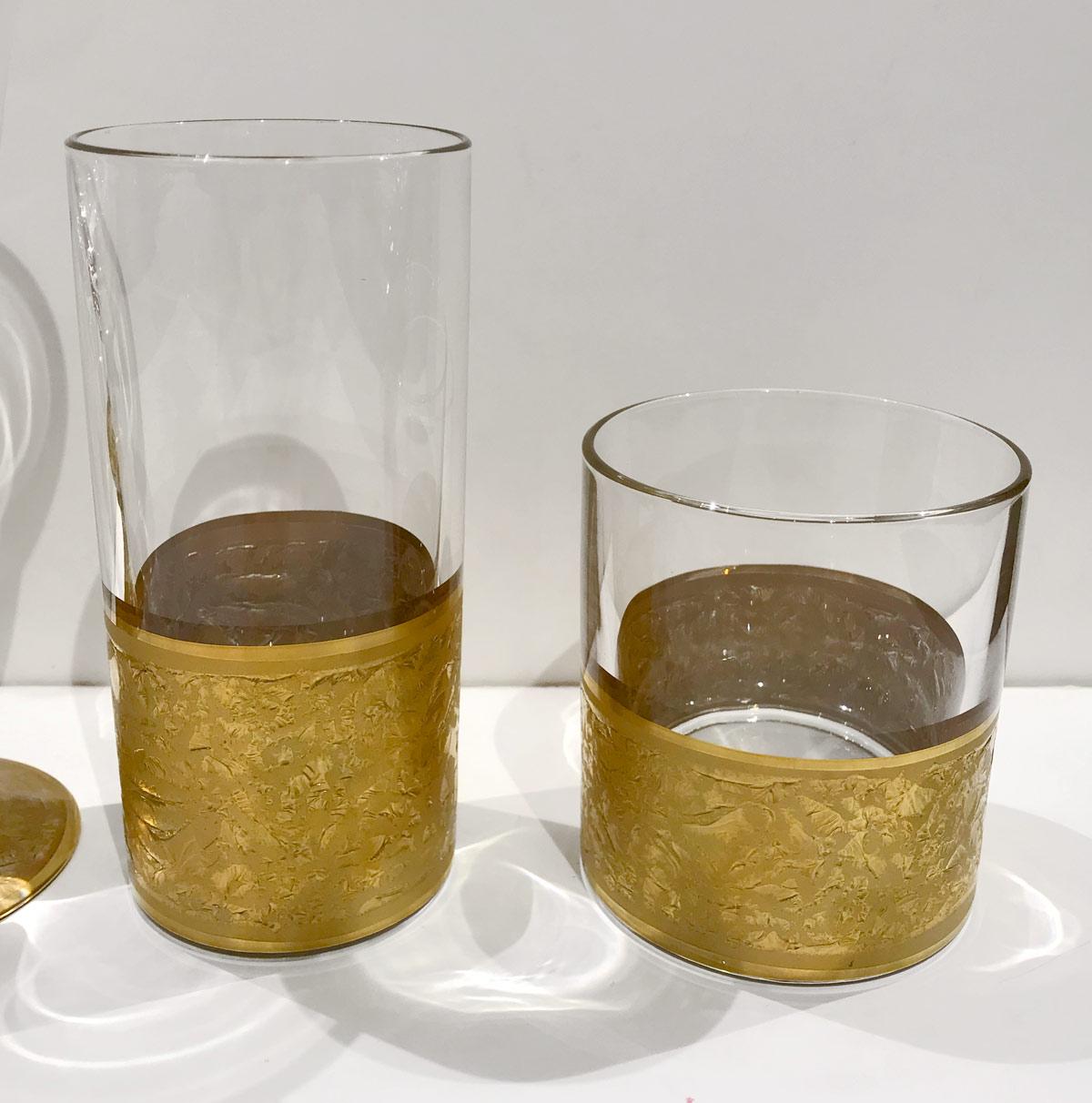 Italian Set of 5 Gold Engraved Glasses for 4 People For Sale