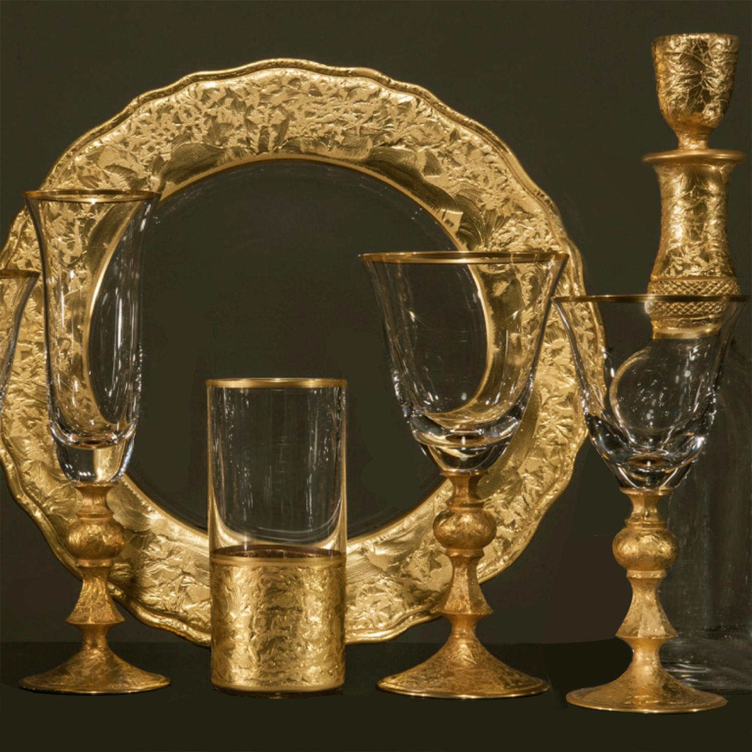 Contemporary Set of 5 Gold Engraved Glasses for 4 People For Sale