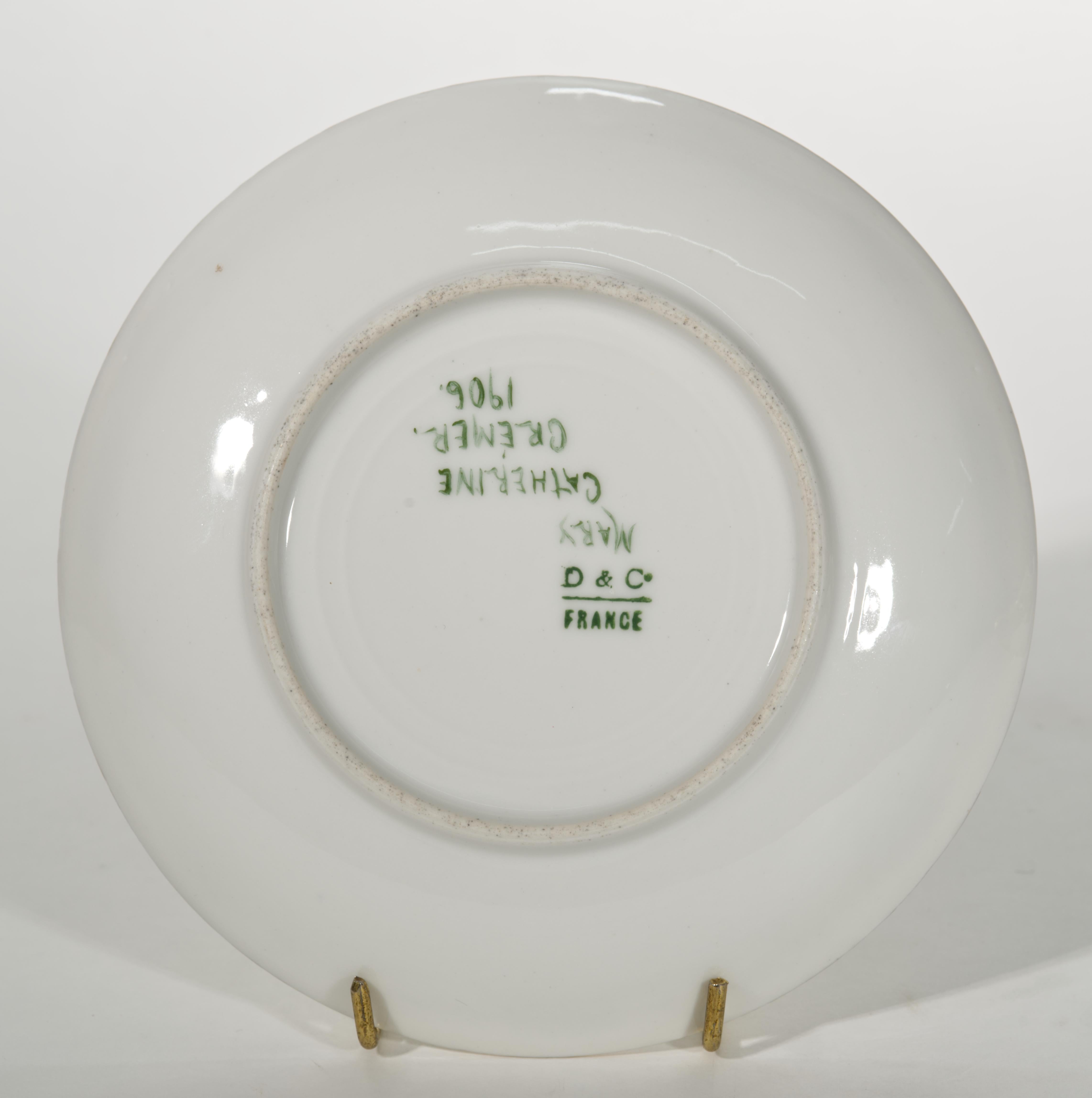 Satz von 5 handbemalten Delinières Limoges Porzellantassen und Untertassen, 1906 (20. Jahrhundert) im Angebot