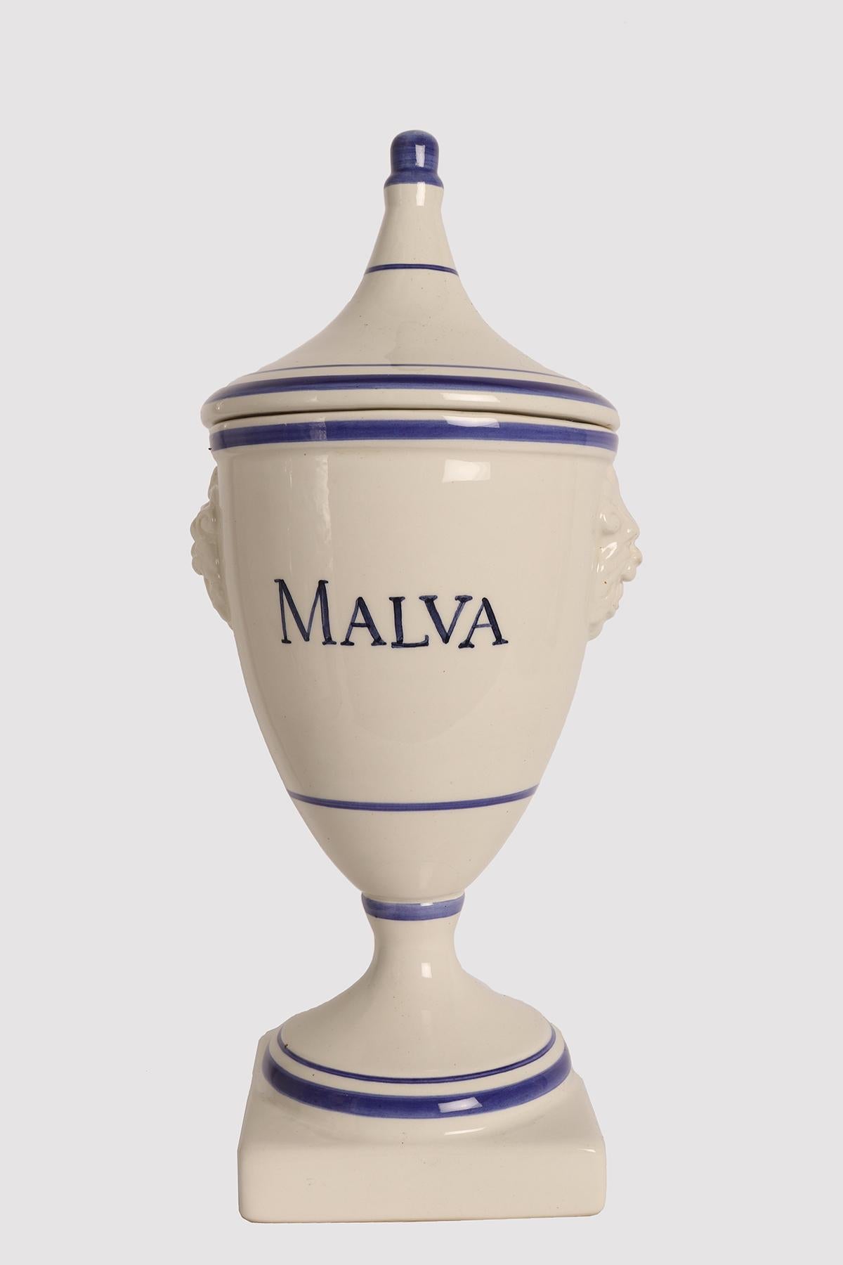 Set of 5 herbalist pharmacy ceramic jars, Italy 1890. In Good Condition For Sale In Milan, IT