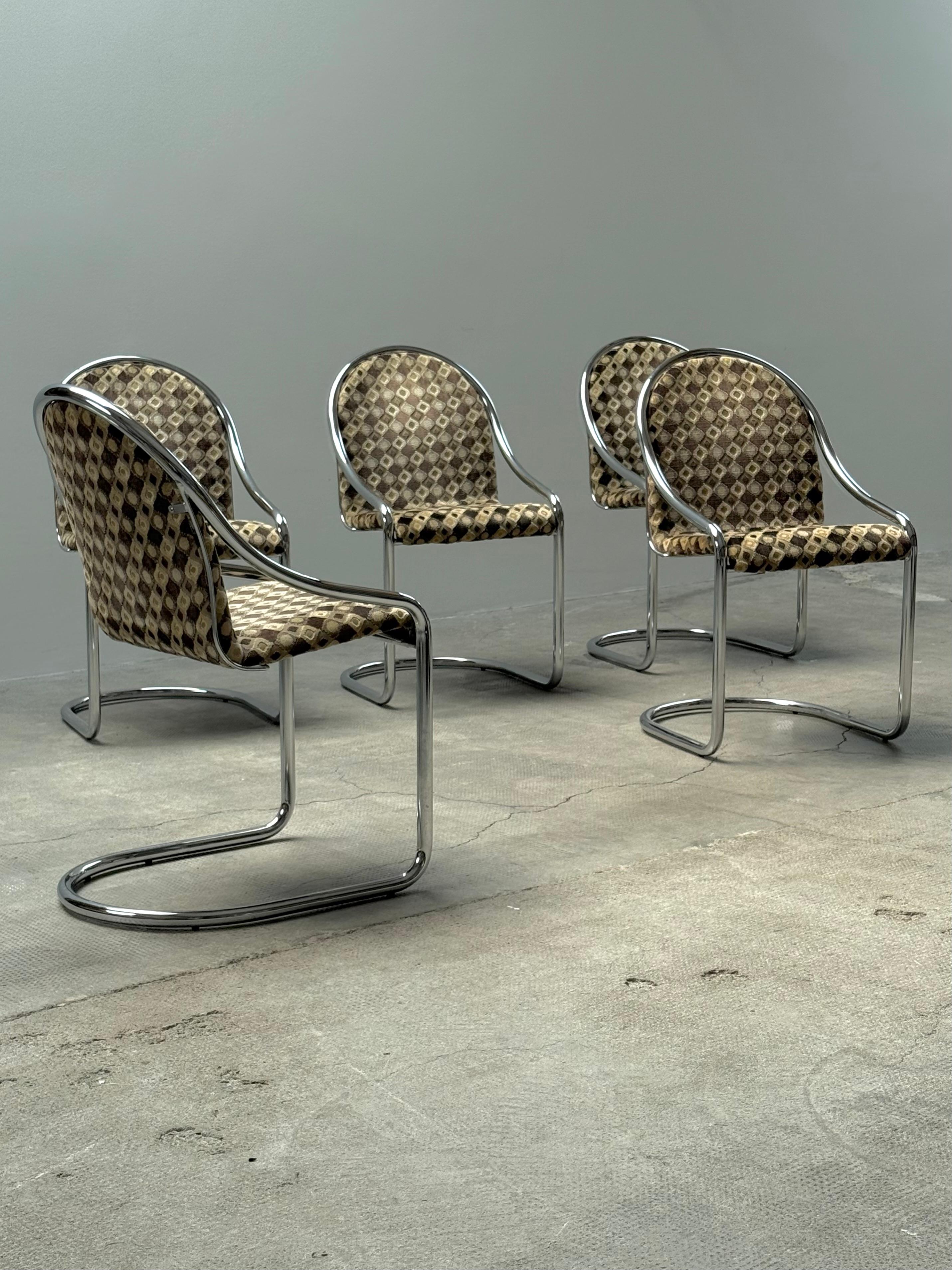 Mid-Century Modern SET OF 5 ITALIAN CANTILEVER DINING CHAIRS IN THE STYLE OF GASTONE RINALDI 1960s For Sale